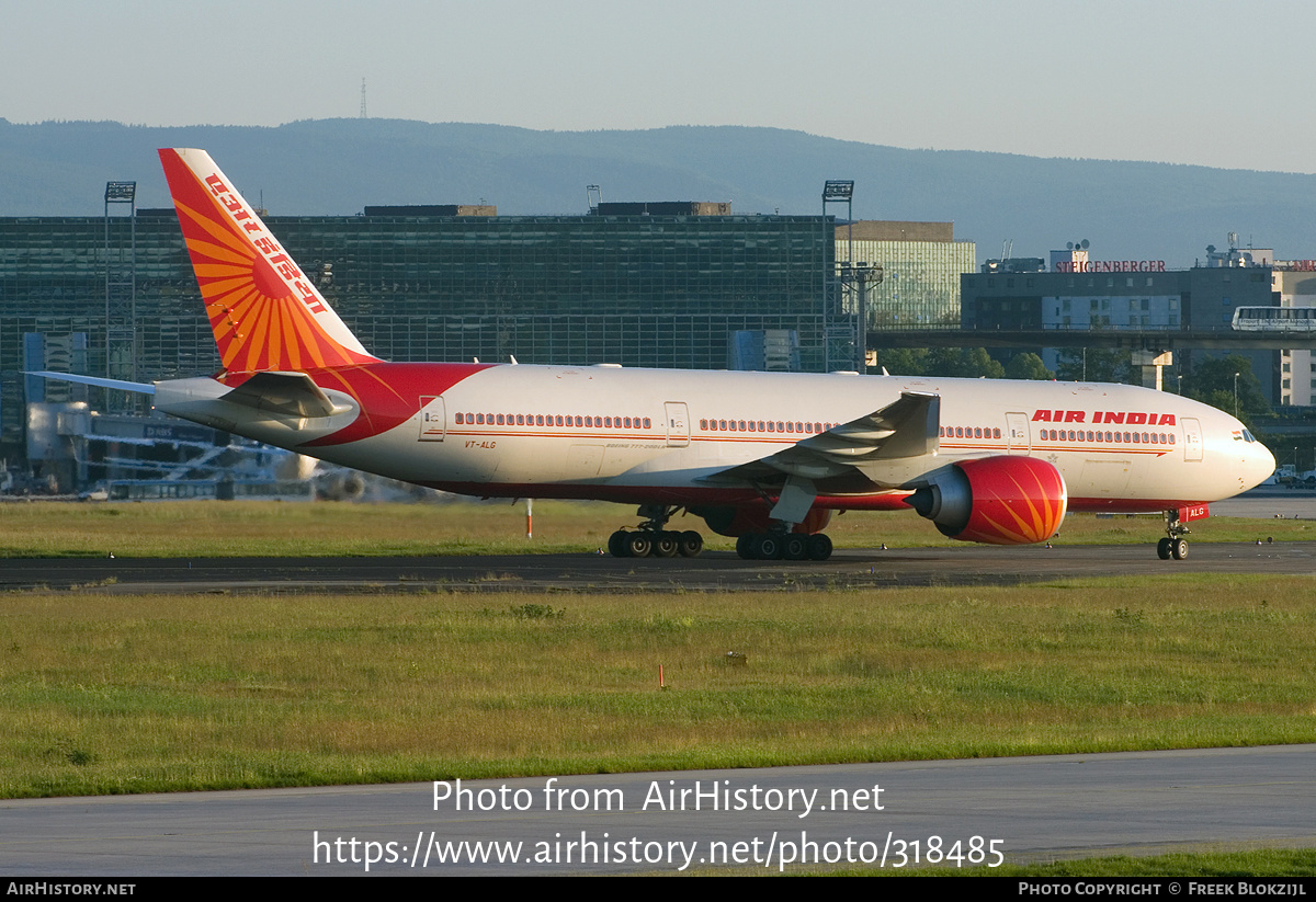 Aircraft Photo of VT-ALG | Boeing 777-237/LR | Air India | AirHistory.net #318485