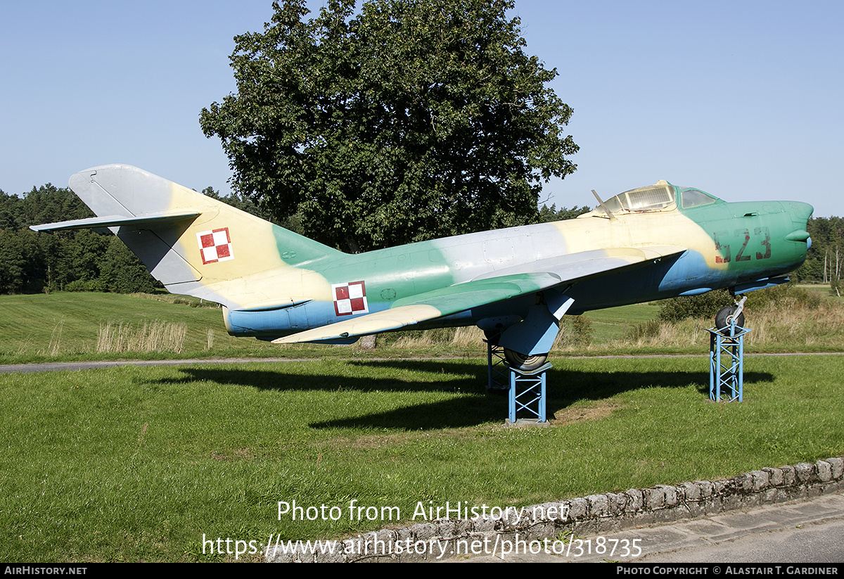 Aircraft Photo of 523 | PZL-Mielec Lim-6MR | Poland - Air Force | AirHistory.net #318735