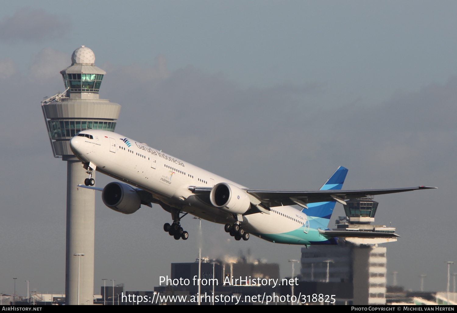 Aircraft Photo of PK-GIA | Boeing 777-3U3/ER | Garuda Indonesia | AirHistory.net #318825