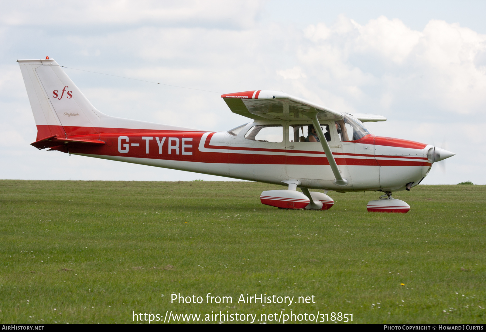 Aircraft Photo of G-TYRE | Reims F172M Skyhawk | SFS - Staverton Flying School | AirHistory.net #318851