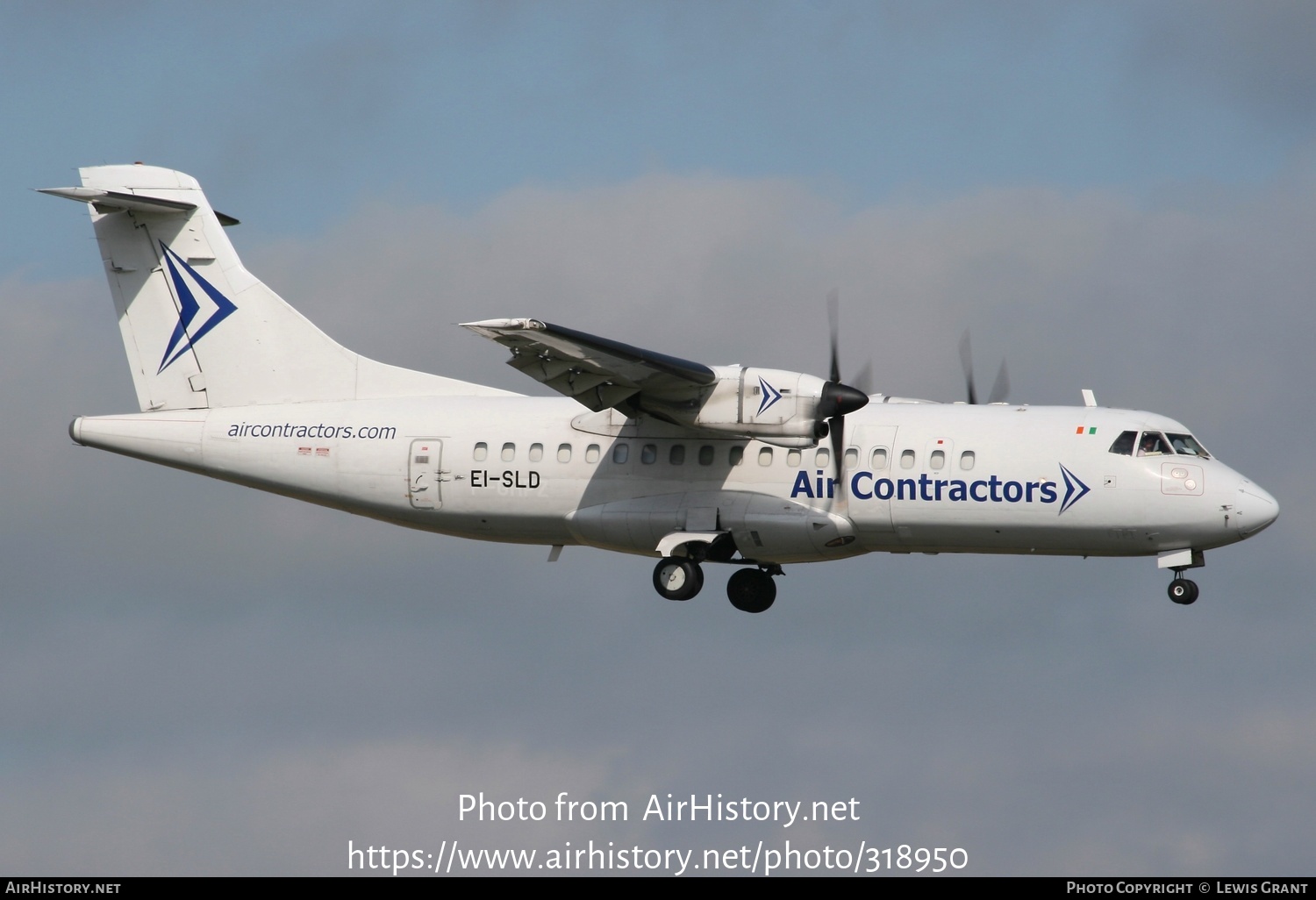 Aircraft Photo of EI-SLD | ATR ATR-42-300/F | Air Contractors | AirHistory.net #318950