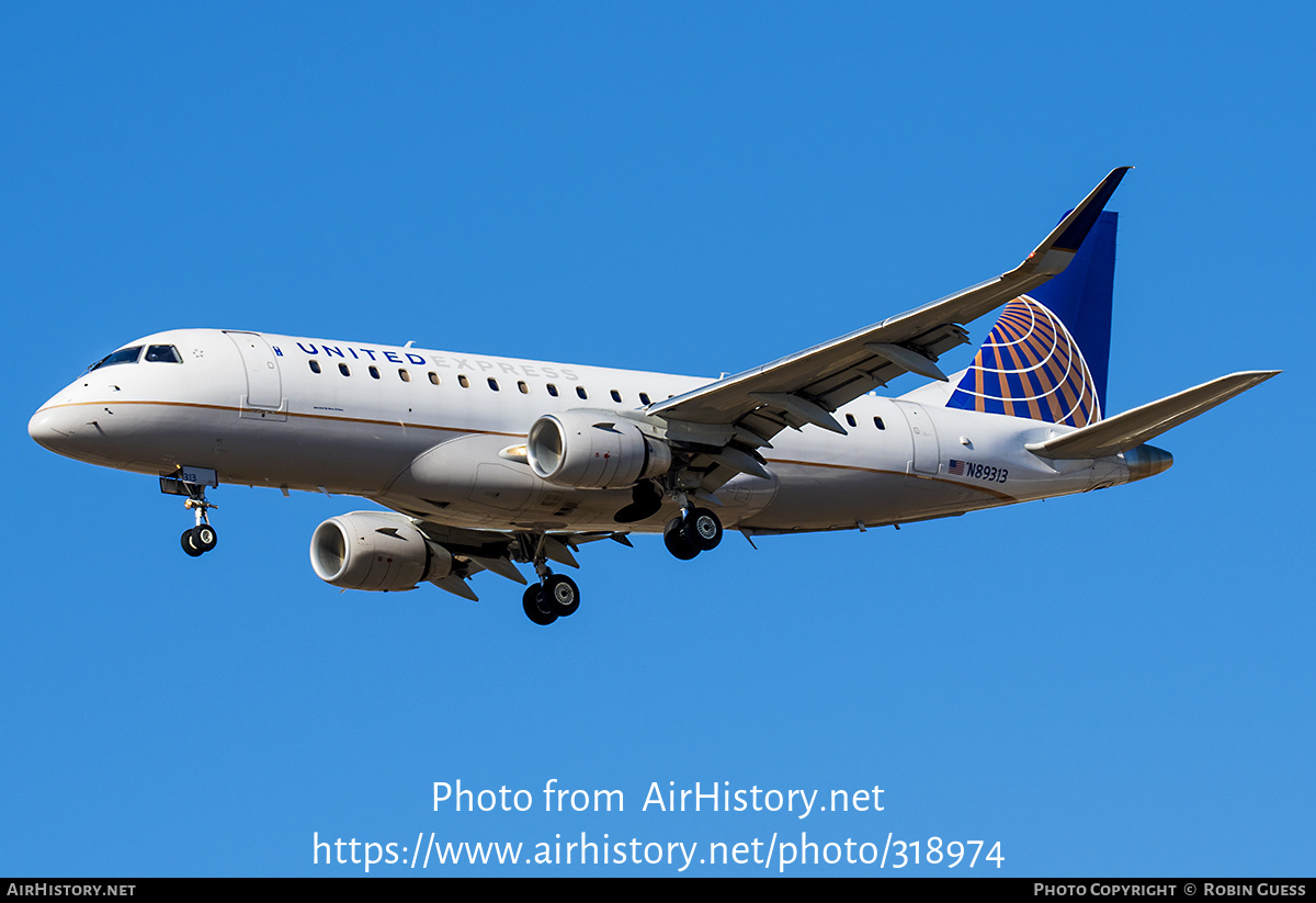 Aircraft Photo of N89313 | Embraer 175LR (ERJ-170-200LR) | United Express | AirHistory.net #318974