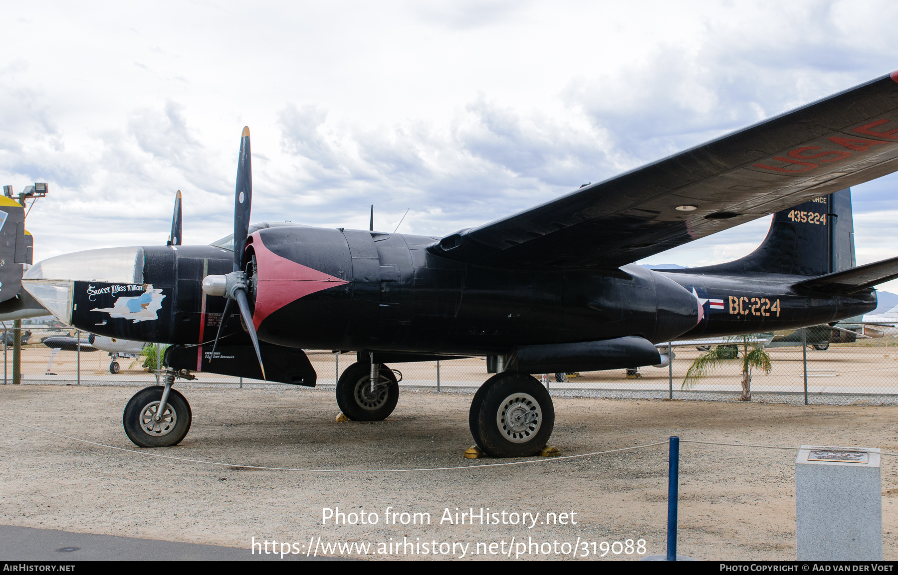 Aircraft Photo Of 44-35224 / 435224 | Douglas B-26C Invader | USA - Air ...