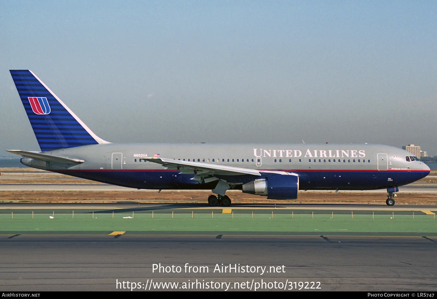 Aircraft Photo of N602UA | Boeing 767-222 | United Airlines | AirHistory.net #319222