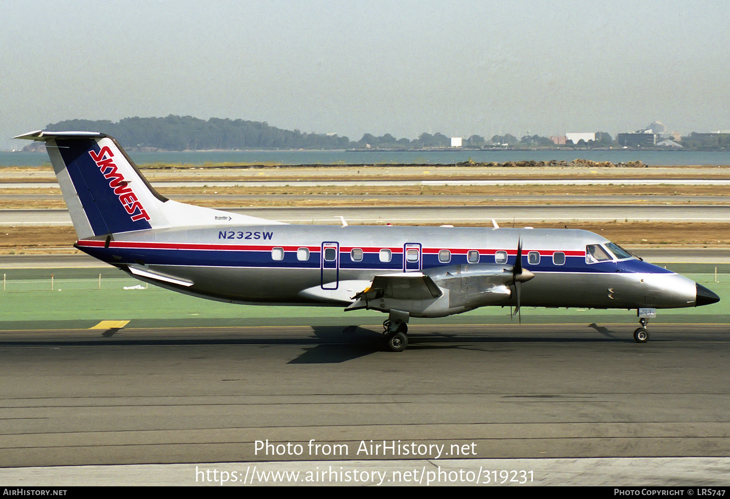 Aircraft Photo of N232SW | Embraer EMB-120ER Brasilia | SkyWest Airlines | AirHistory.net #319231