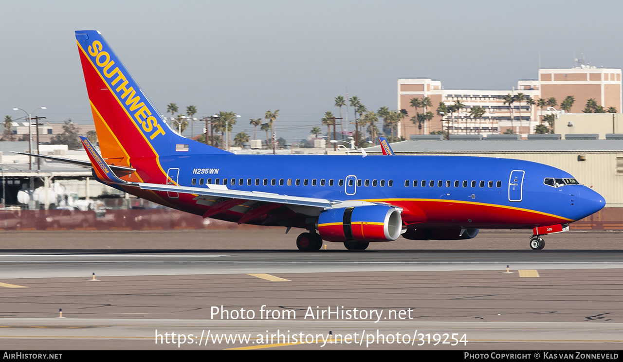 Aircraft Photo of N295WN | Boeing 737-7H4 | Southwest Airlines | AirHistory.net #319254