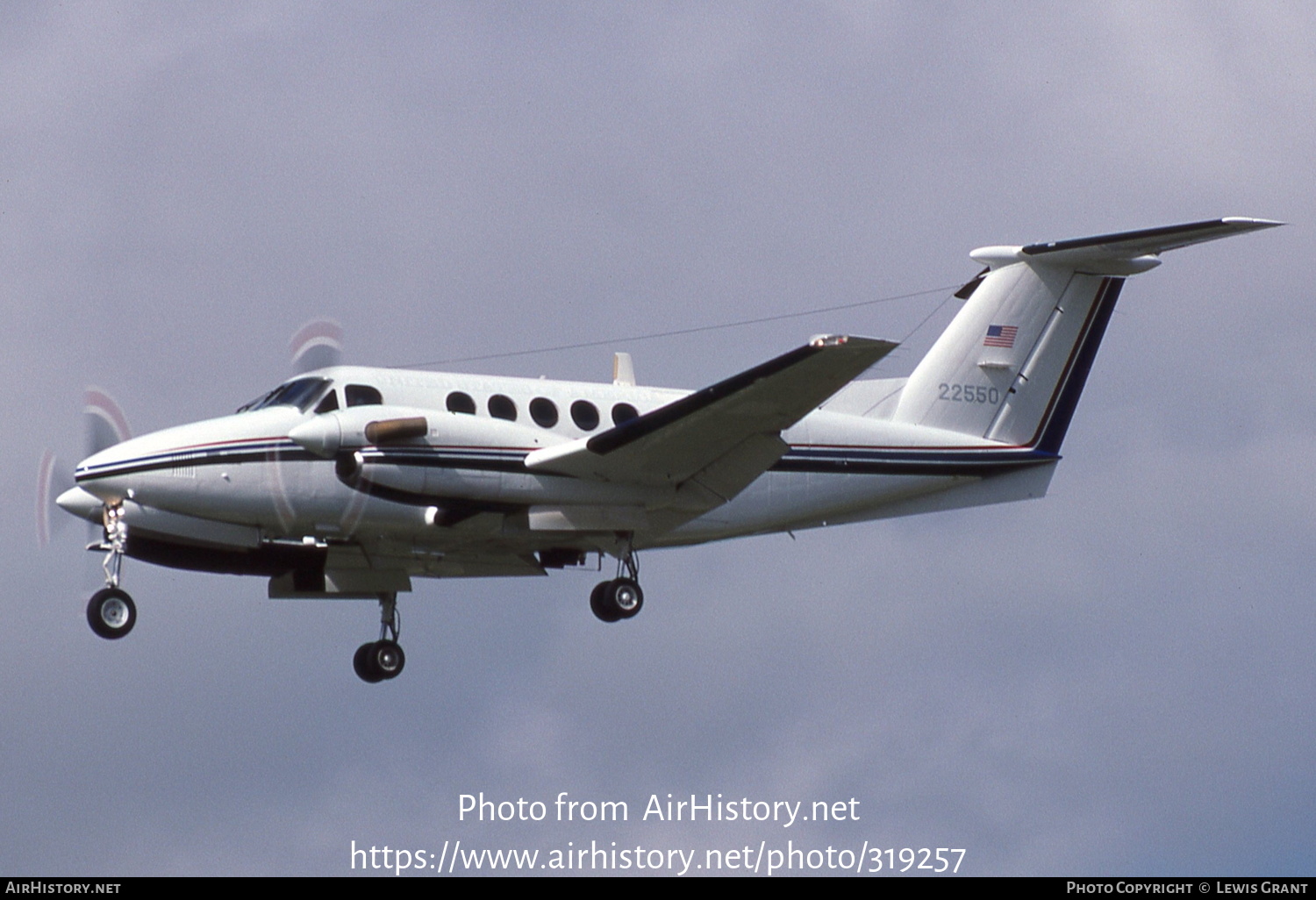 Aircraft Photo of 76-22550 / 22550 | Beech C-12C Huron | USA - Army | AirHistory.net #319257