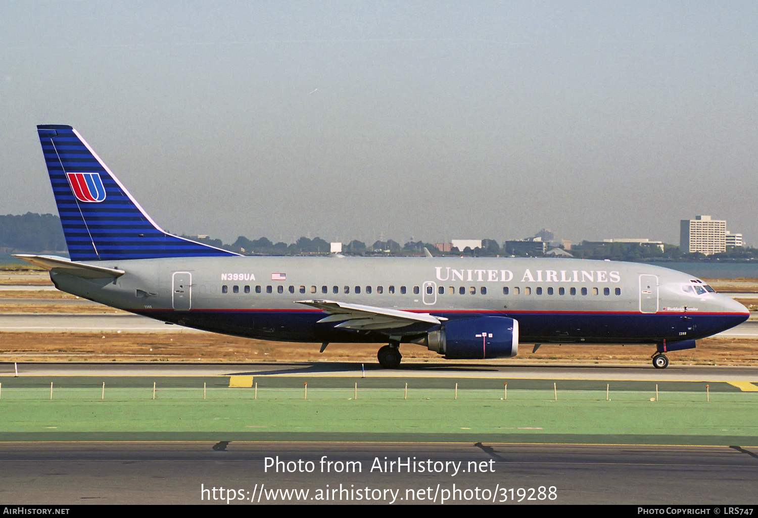 Aircraft Photo of N399UA | Boeing 737-322 | United Airlines | AirHistory.net #319288