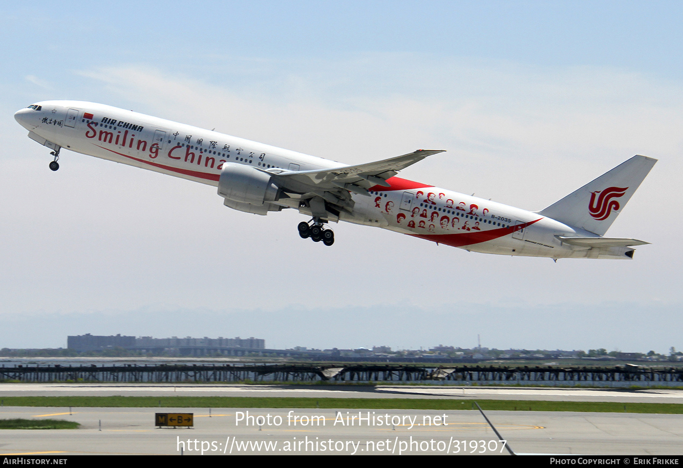 Aircraft Photo of B-2035 | Boeing 777-39L/ER | Air China | AirHistory.net #319307