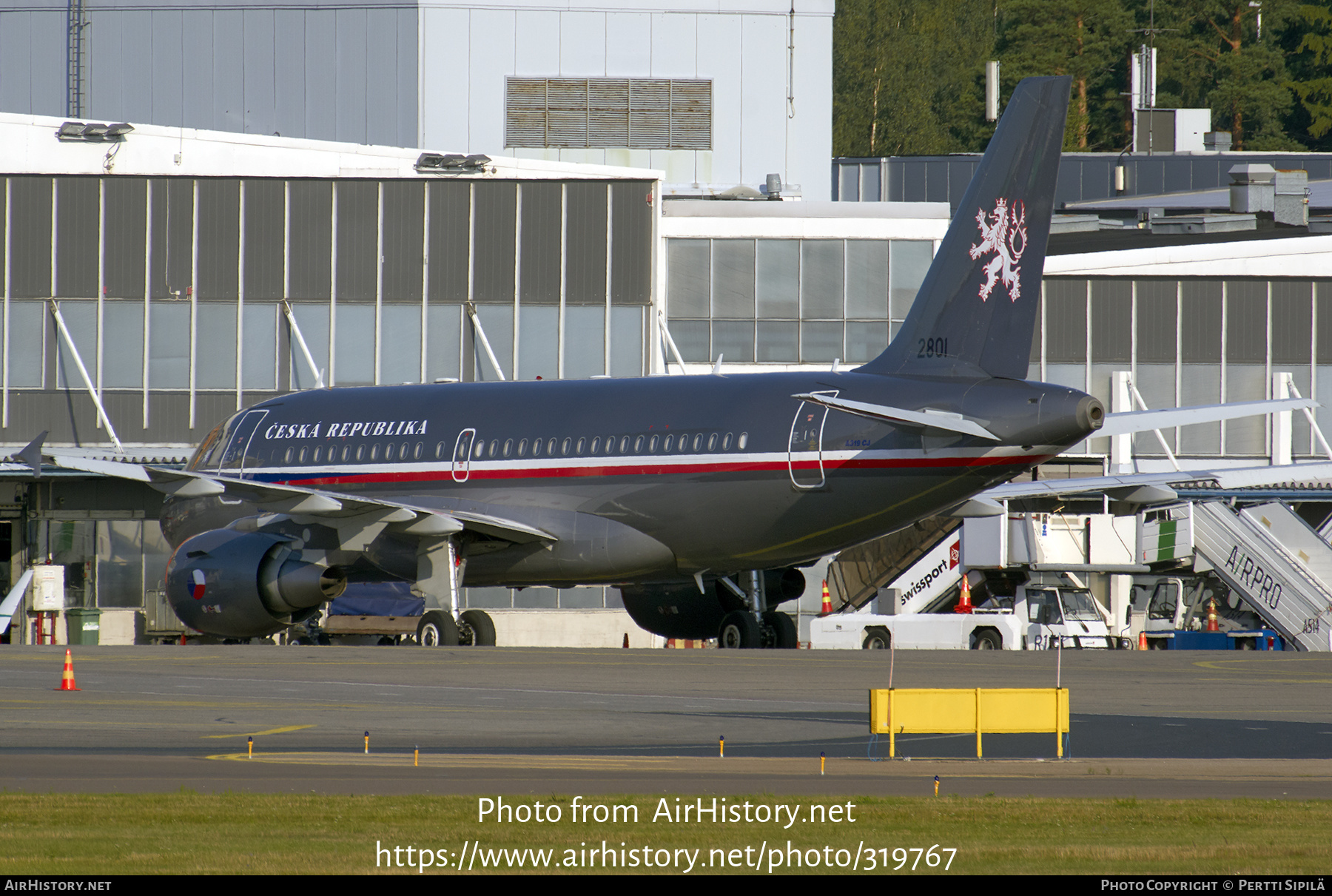 Aircraft Photo of 2801 | Airbus ACJ319 (A319-115/CJ) | Czechia - Air Force | AirHistory.net #319767