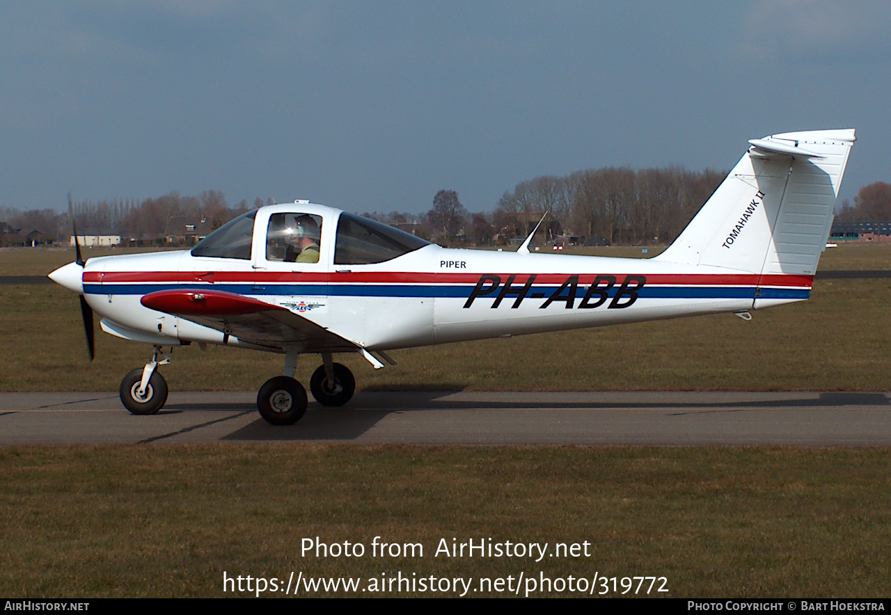 Aircraft Photo of PH-ABB | Piper PA-38-112 Tomahawk II | Vliegclub Flevo | AirHistory.net #319772