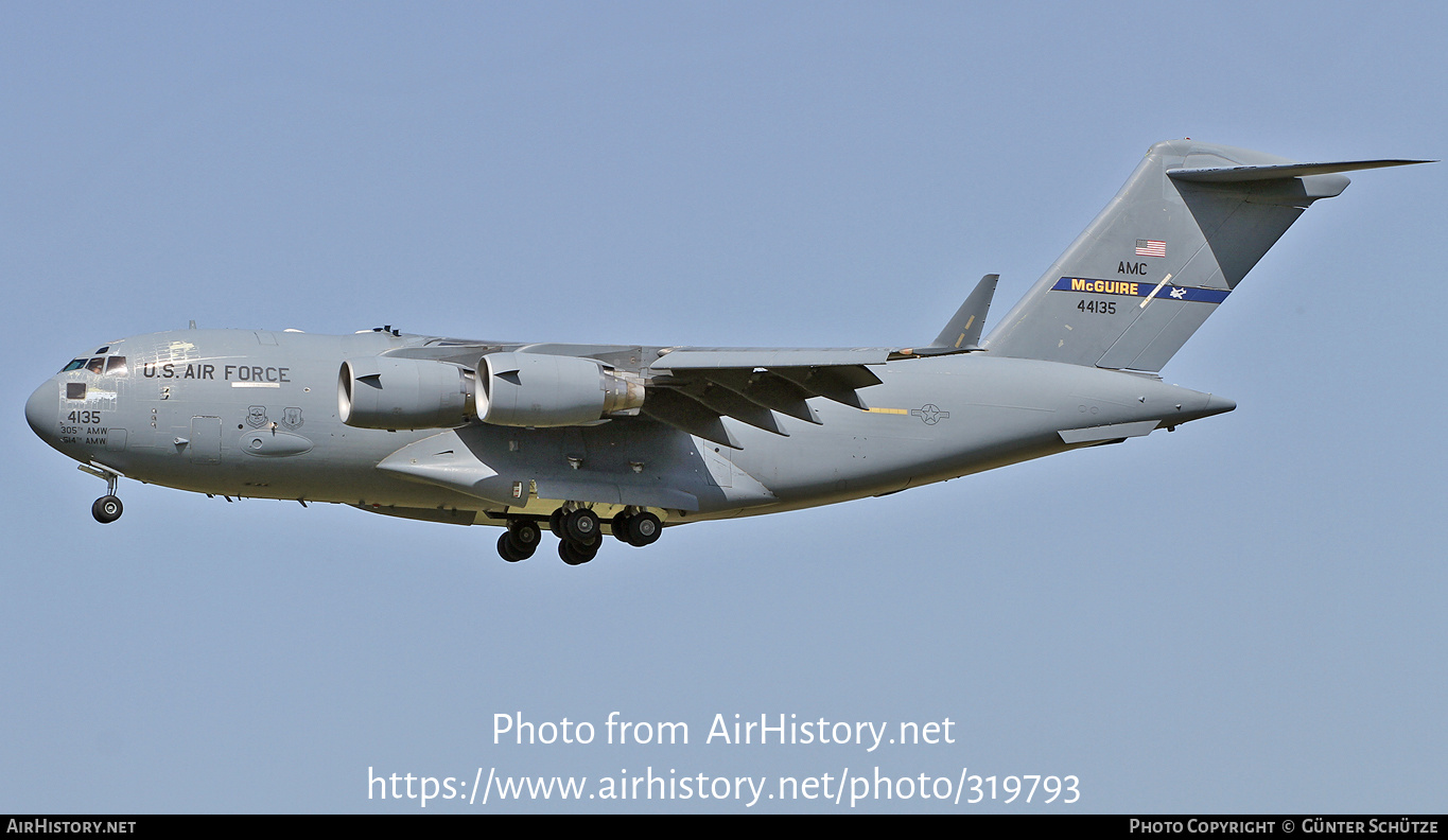 Aircraft Photo of 04-4135 / 44135 | Boeing C-17A Globemaster III | USA - Air Force | AirHistory.net #319793