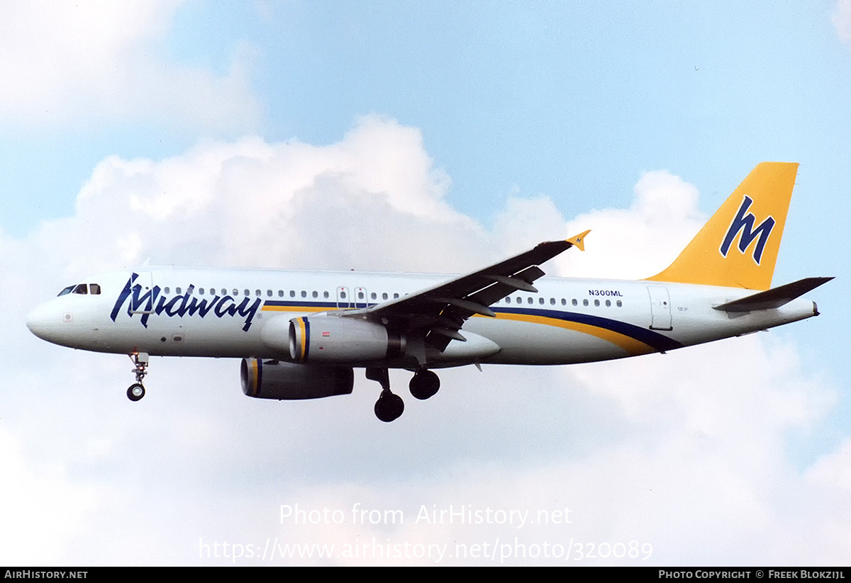 Aircraft Photo of N300ML | Airbus A320-231 | Midway Airlines | AirHistory.net #320089