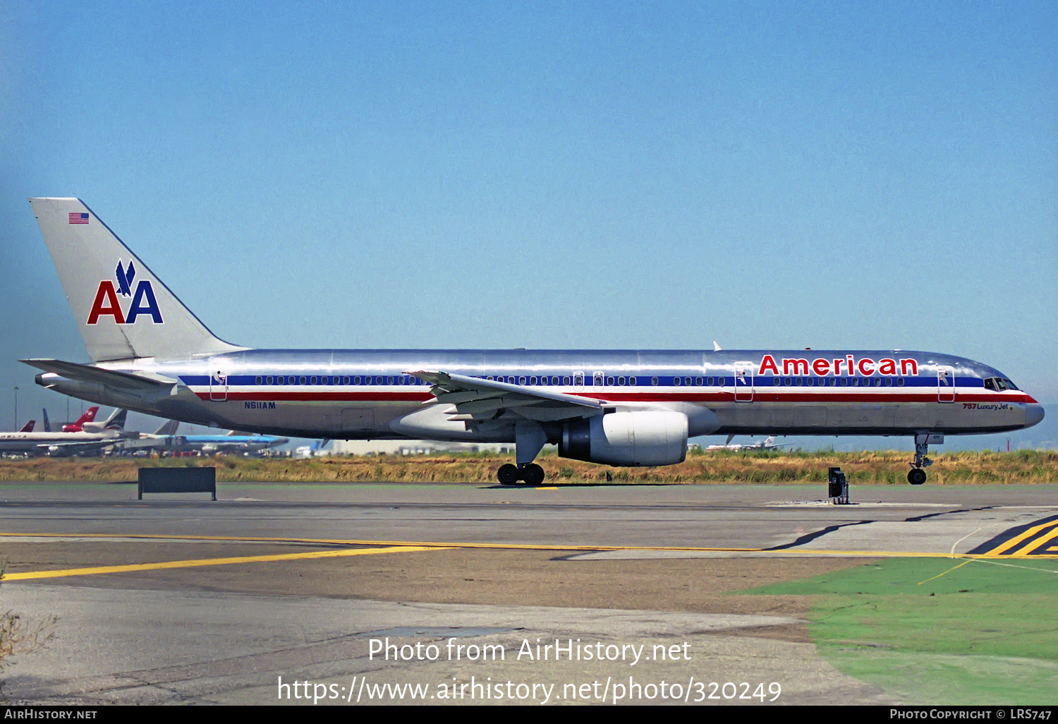 Aircraft Photo of N611AM | Boeing 757-223 | American Airlines | AirHistory.net #320249