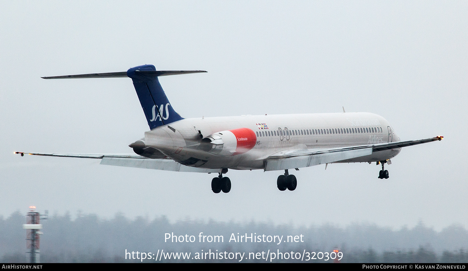 Aircraft Photo of LN-RMS | McDonnell Douglas MD-82 (DC-9-82) | Scandinavian Airlines - SAS | AirHistory.net #320309