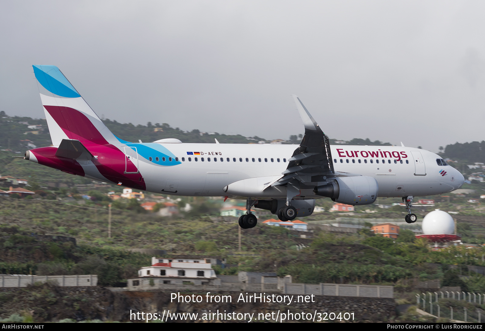 Aircraft Photo of D-AEWQ | Airbus A320-214 | Eurowings | AirHistory.net #320401