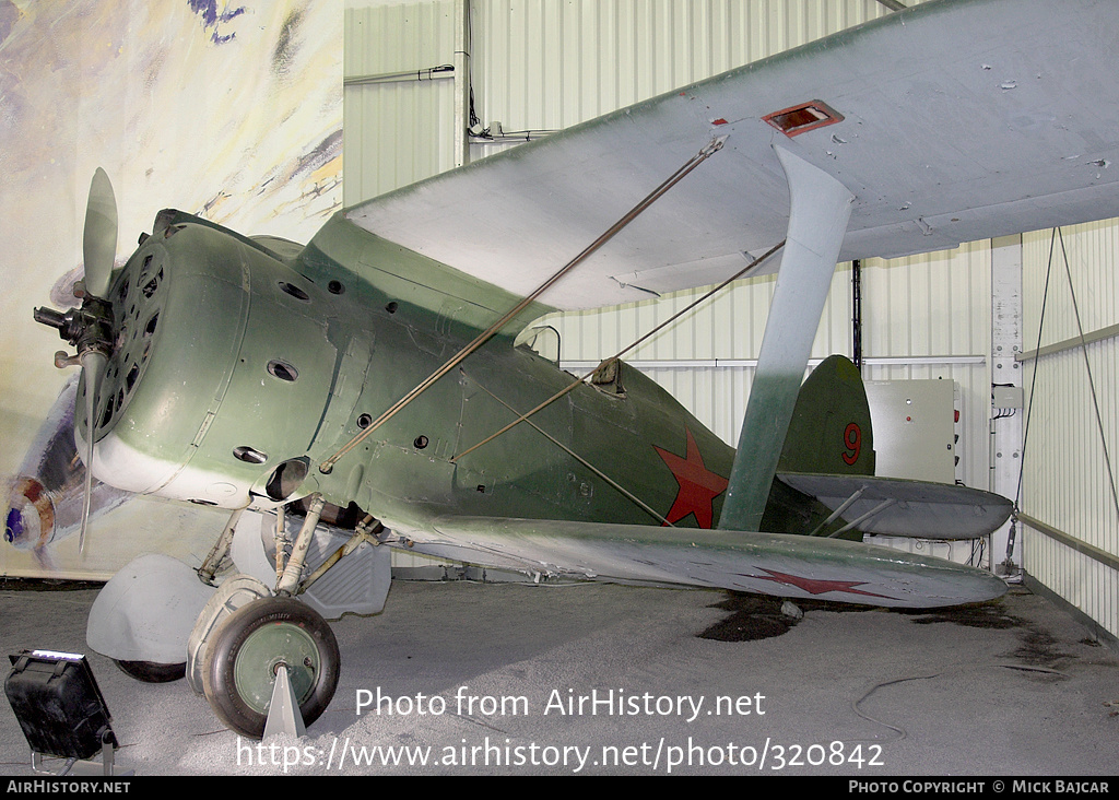 Aircraft Photo of 9 red | Polikarpov I-153 | Soviet Union - Air Force | AirHistory.net #320842