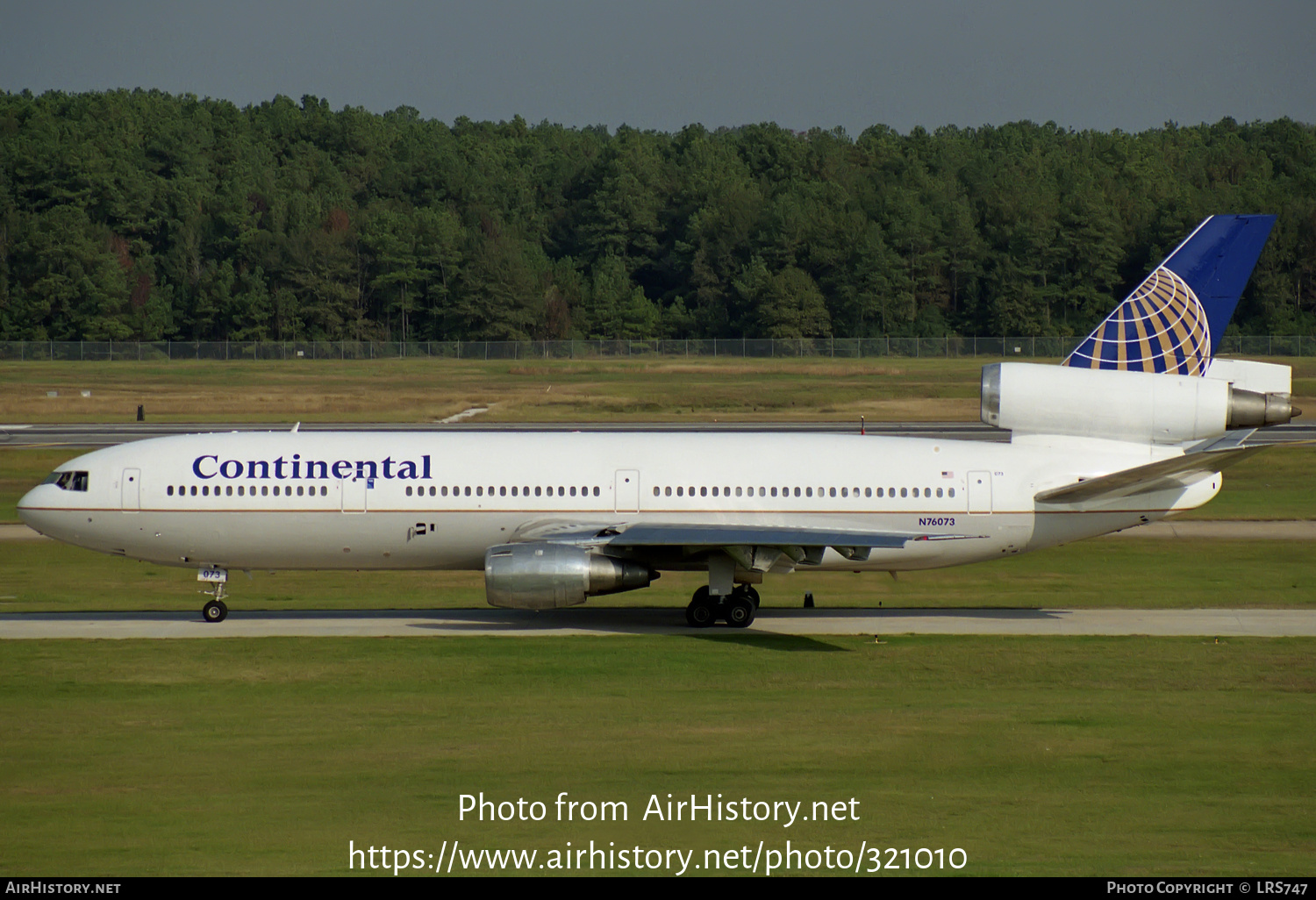 Aircraft Photo of N76073 | McDonnell Douglas DC-10-30 | Continental Airlines | AirHistory.net #321010