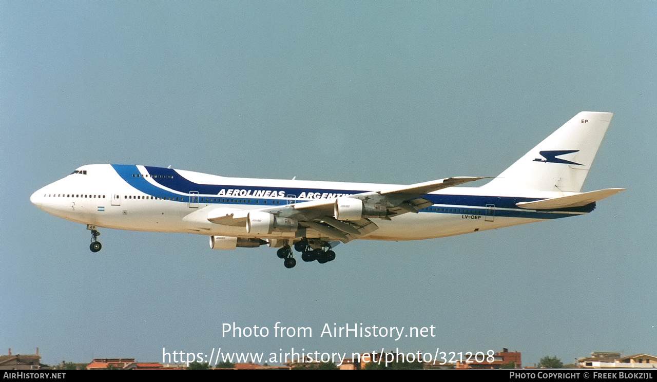 Aircraft Photo of LV-OEP | Boeing 747-287B | Aerolíneas Argentinas | AirHistory.net #321208