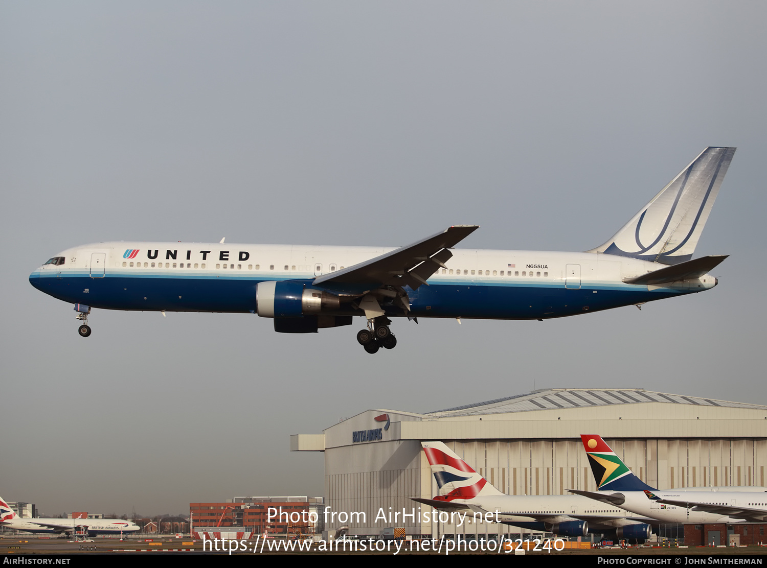 Aircraft Photo of N655UA | Boeing 767-322/ER | United Airlines | AirHistory.net #321240