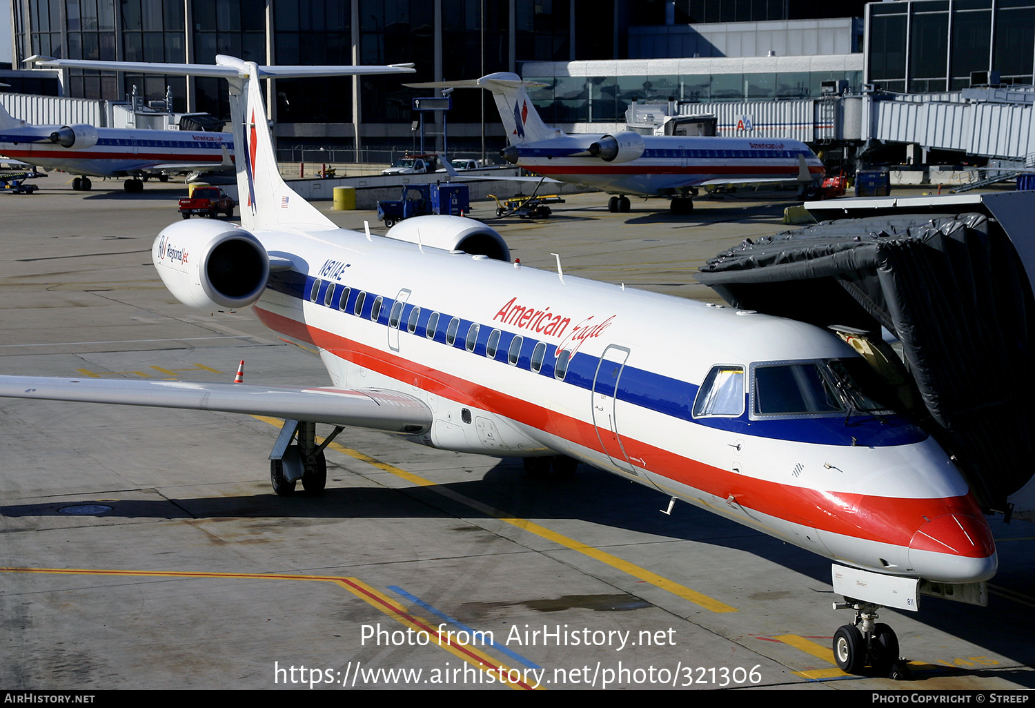 Aircraft Photo of N811AE | Embraer ERJ-140LR (EMB-135KL) | American Eagle | AirHistory.net #321306