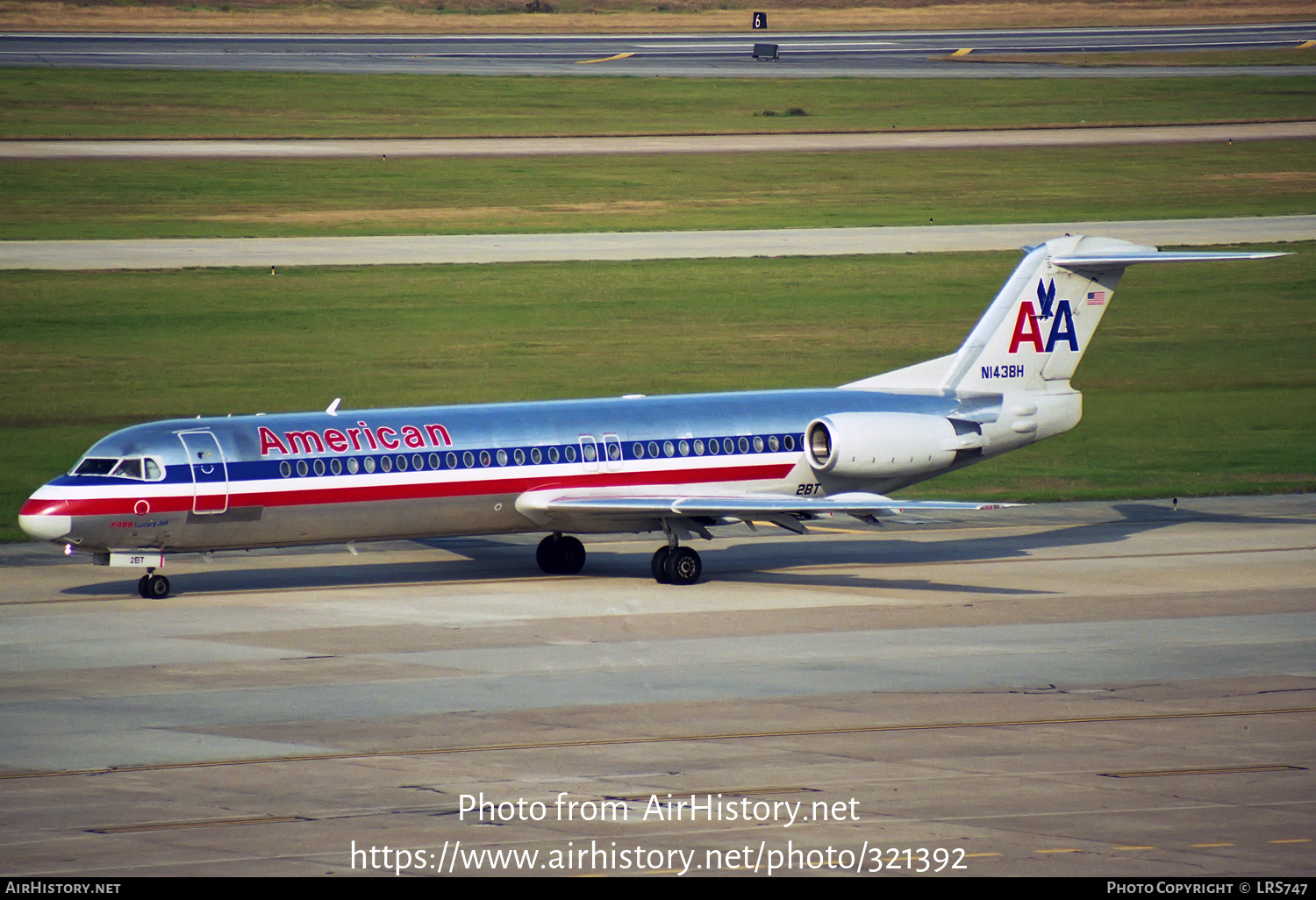 Aircraft Photo of N1438H | Fokker 100 (F28-0100) | American Airlines | AirHistory.net #321392