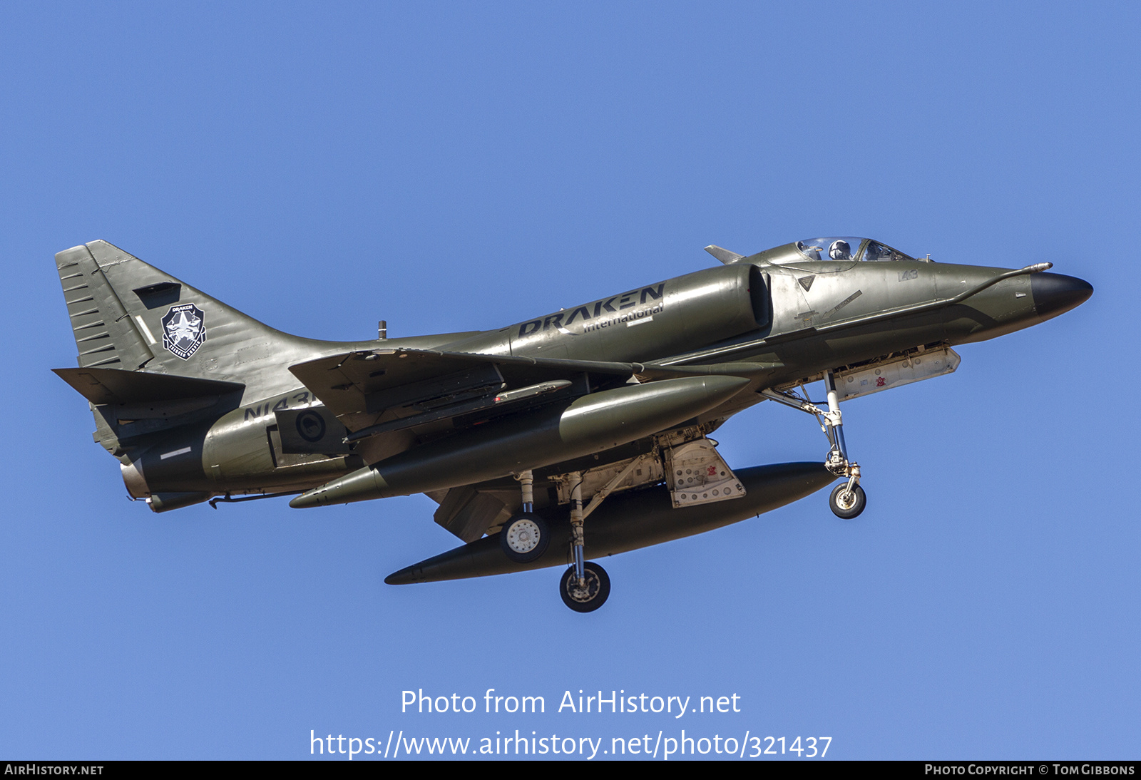 Aircraft Photo of N143EM | Douglas A-4K Skyhawk | Draken International | AirHistory.net #321437