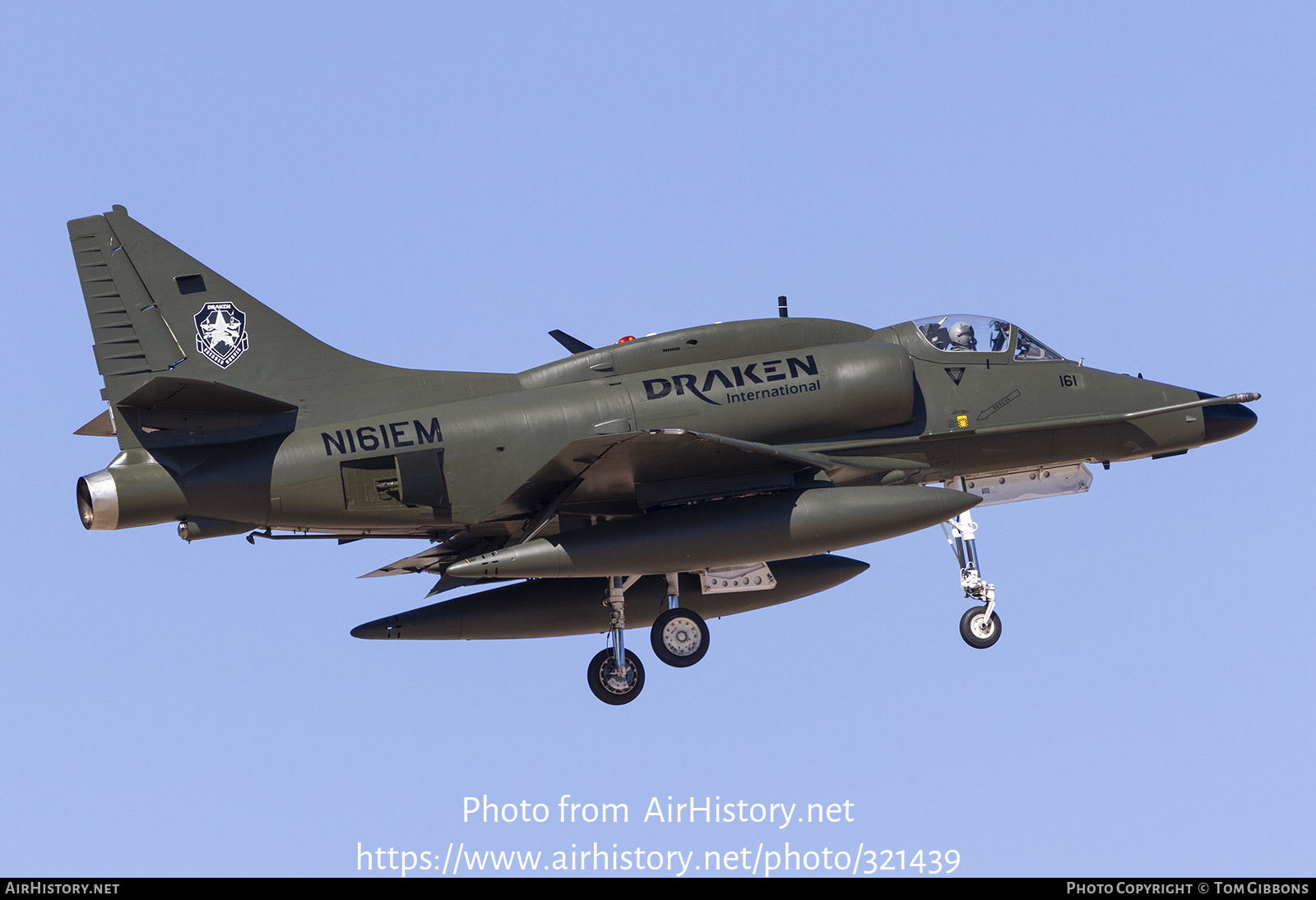 Aircraft Photo of N161EM | McDonnell Douglas A-4N Skyhawk II | Draken International | AirHistory.net #321439