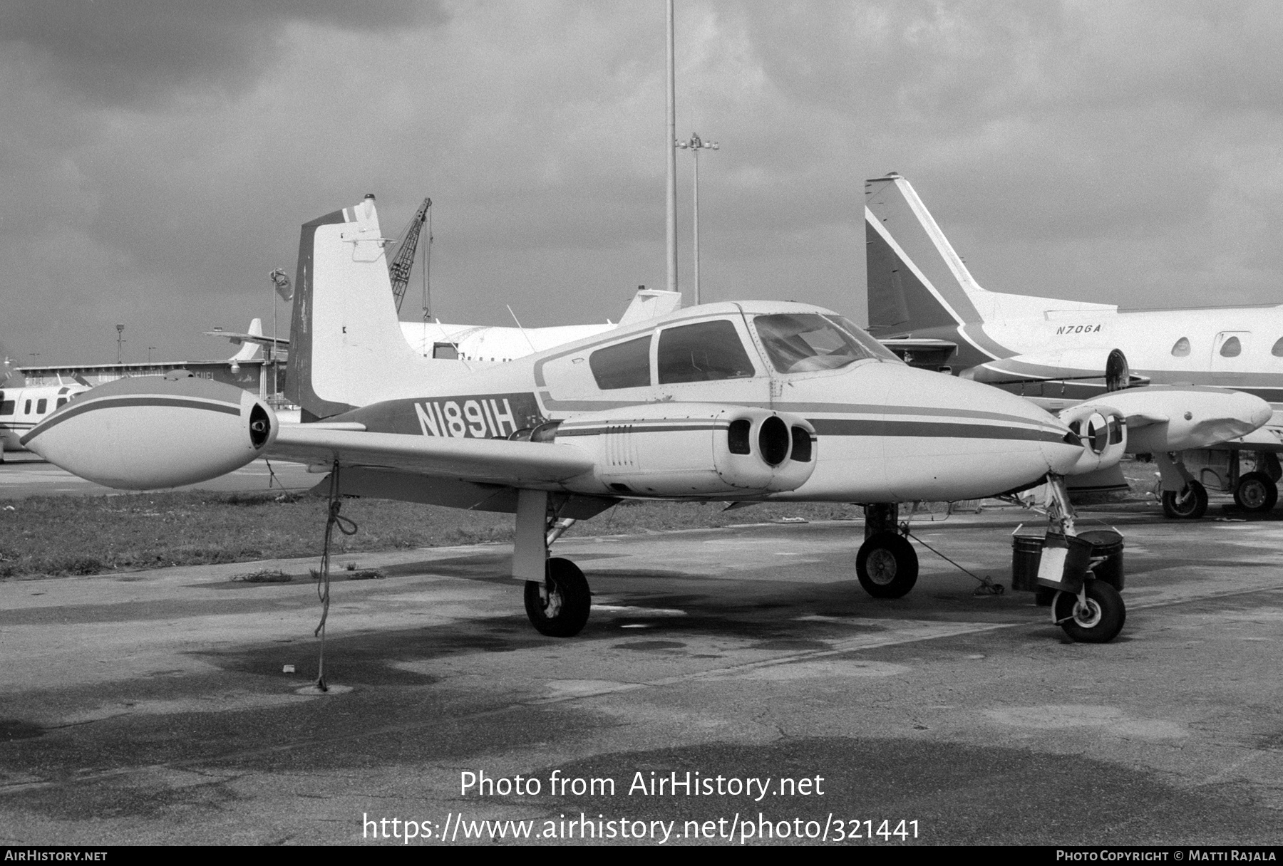 Aircraft Photo of N1891H | Cessna 310C | AirHistory.net #321441