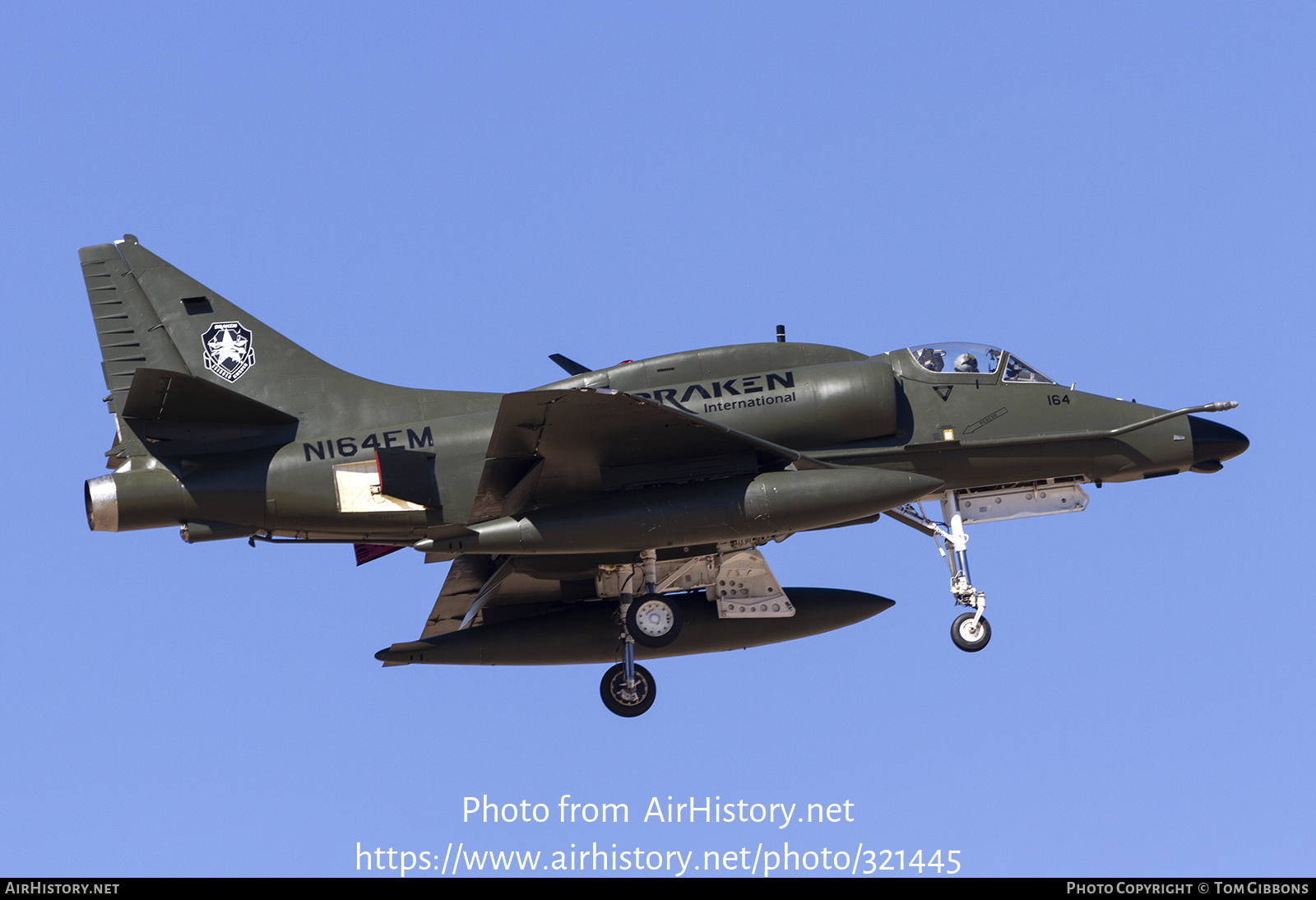 Aircraft Photo of N164EM | McDonnell Douglas A-4N Skyhawk II | Draken International | AirHistory.net #321445