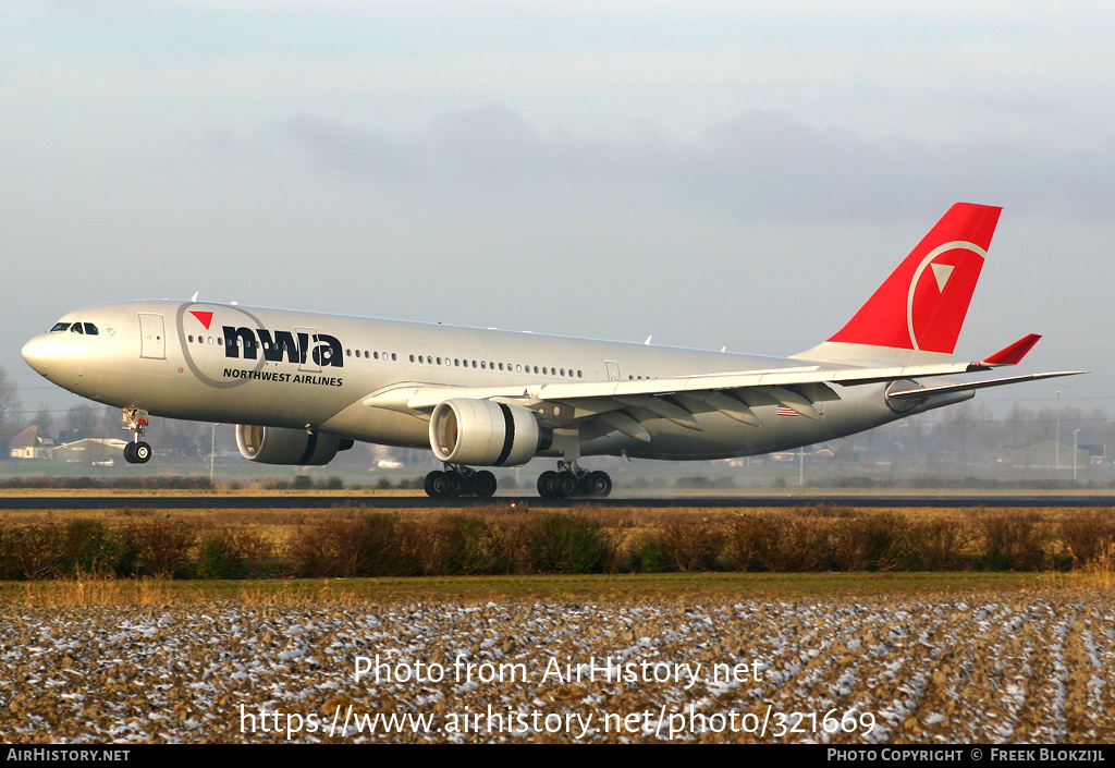 Aircraft Photo of N861NW | Airbus A330-223 | Northwest Airlines | AirHistory.net #321669