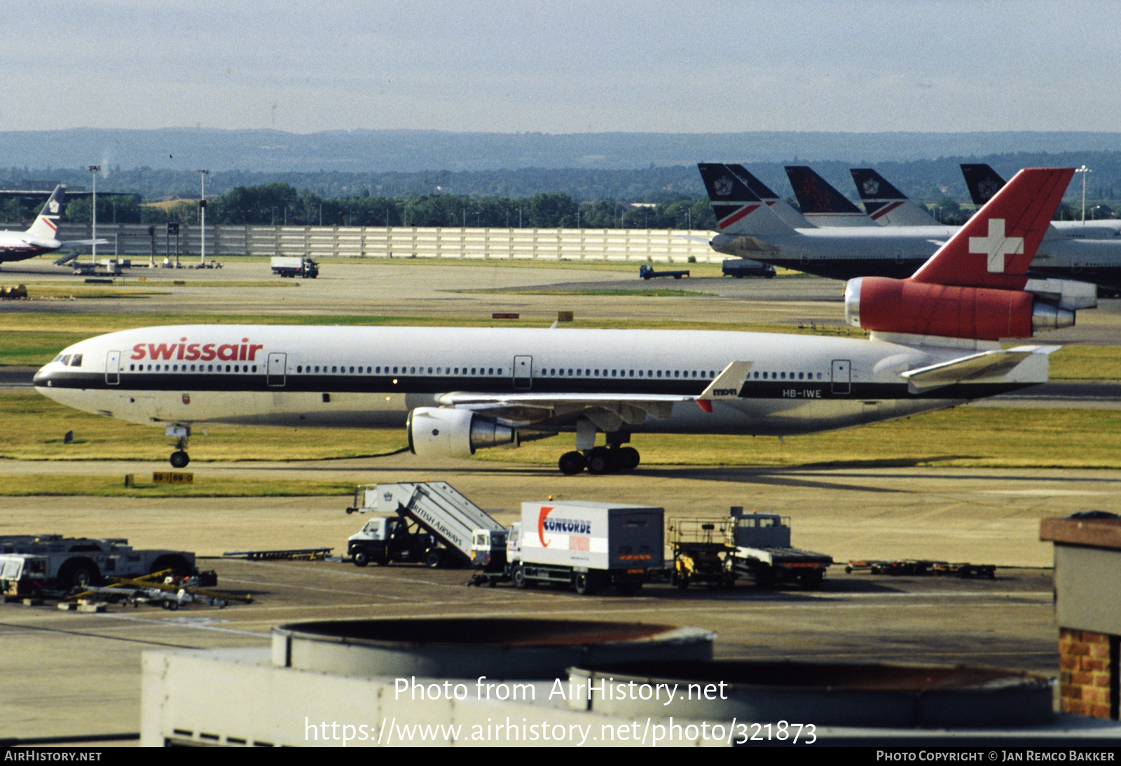 Aircraft Photo of HB-IWE | McDonnell Douglas MD-11 | Swissair | AirHistory.net #321873