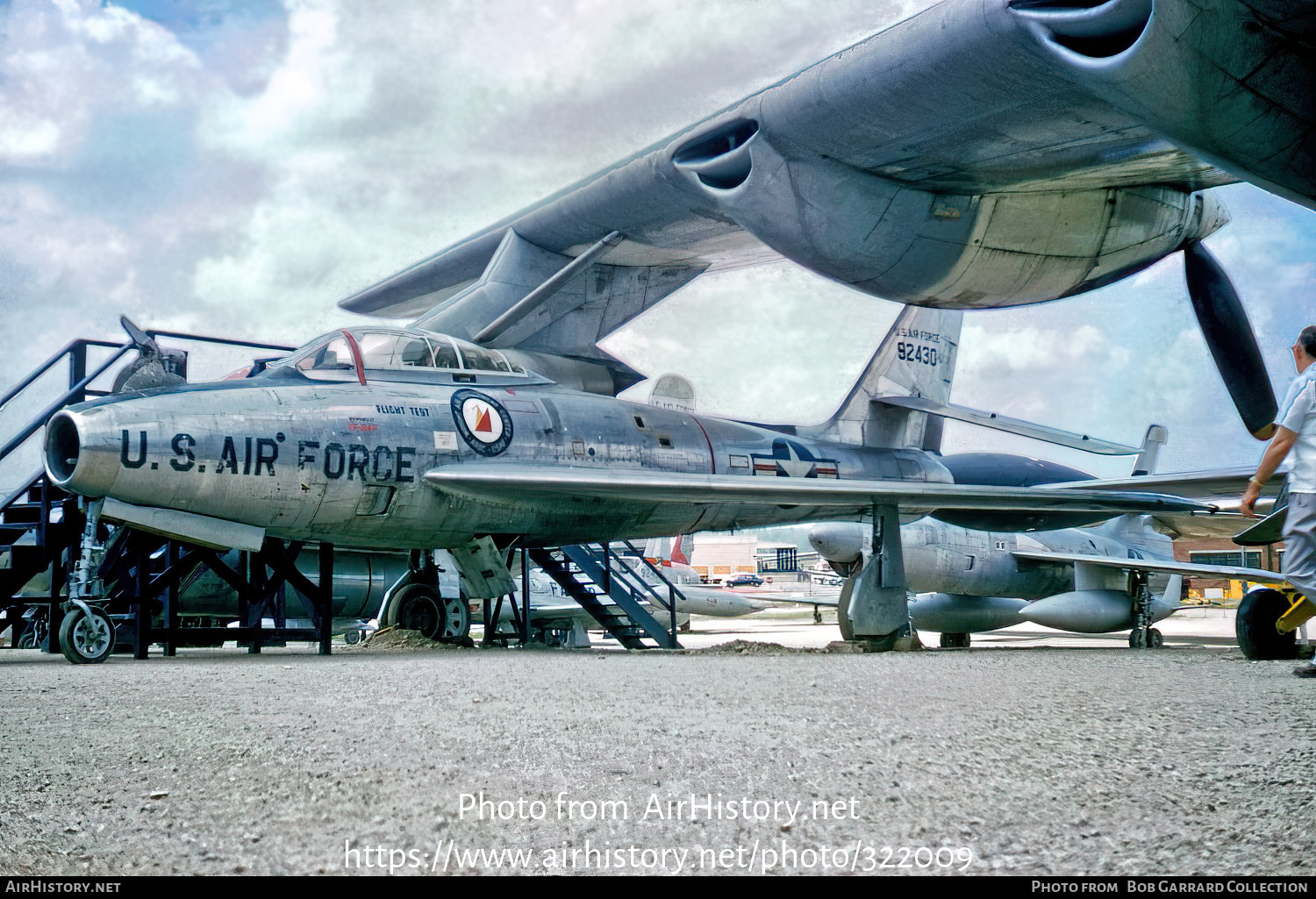 Aircraft Photo of 49-2430 / 92430 | Republic YF-84F Thunderstreak | USA - Air Force | AirHistory.net #322009