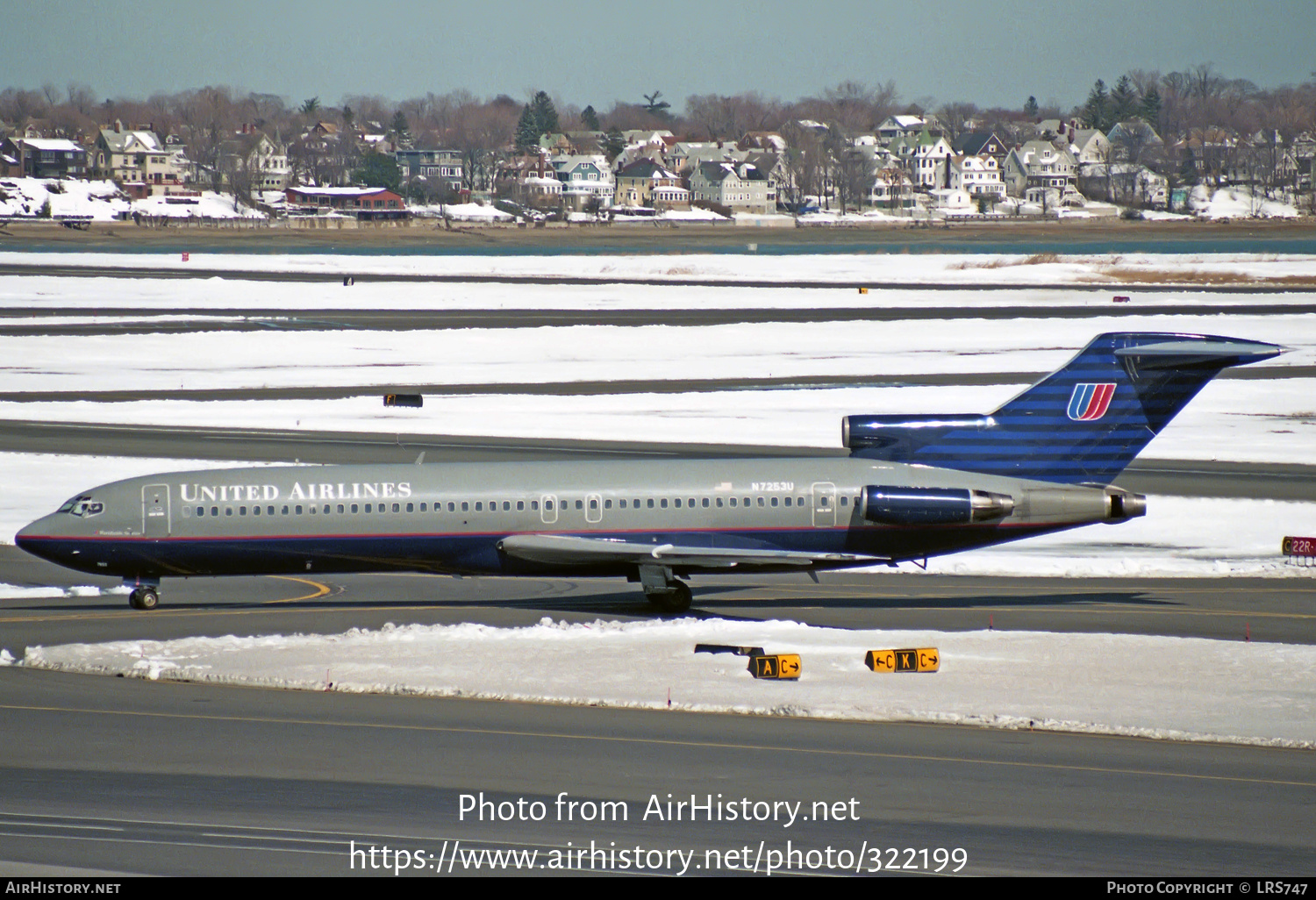 Aircraft Photo of N7253U | Boeing 727-222/Adv | United Airlines | AirHistory.net #322199