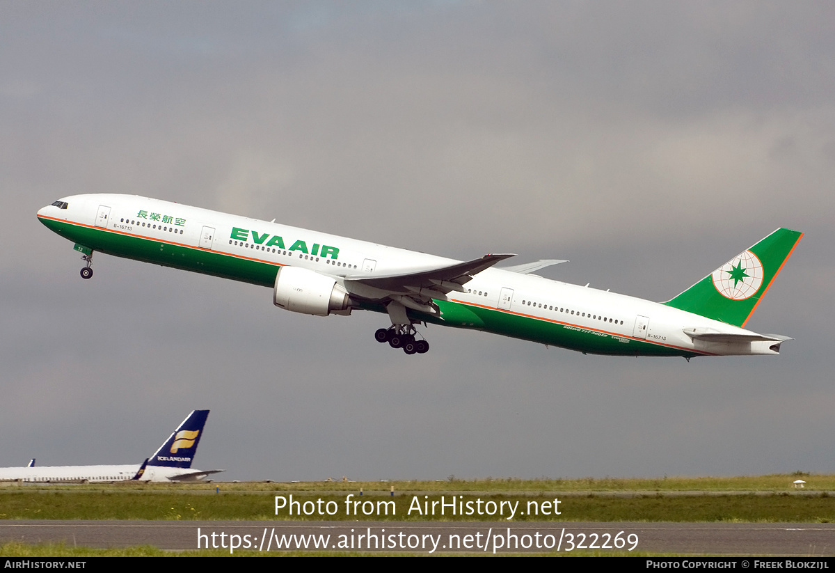 Aircraft Photo of B-16713 | Boeing 777-35E/ER | EVA Air | AirHistory.net #322269