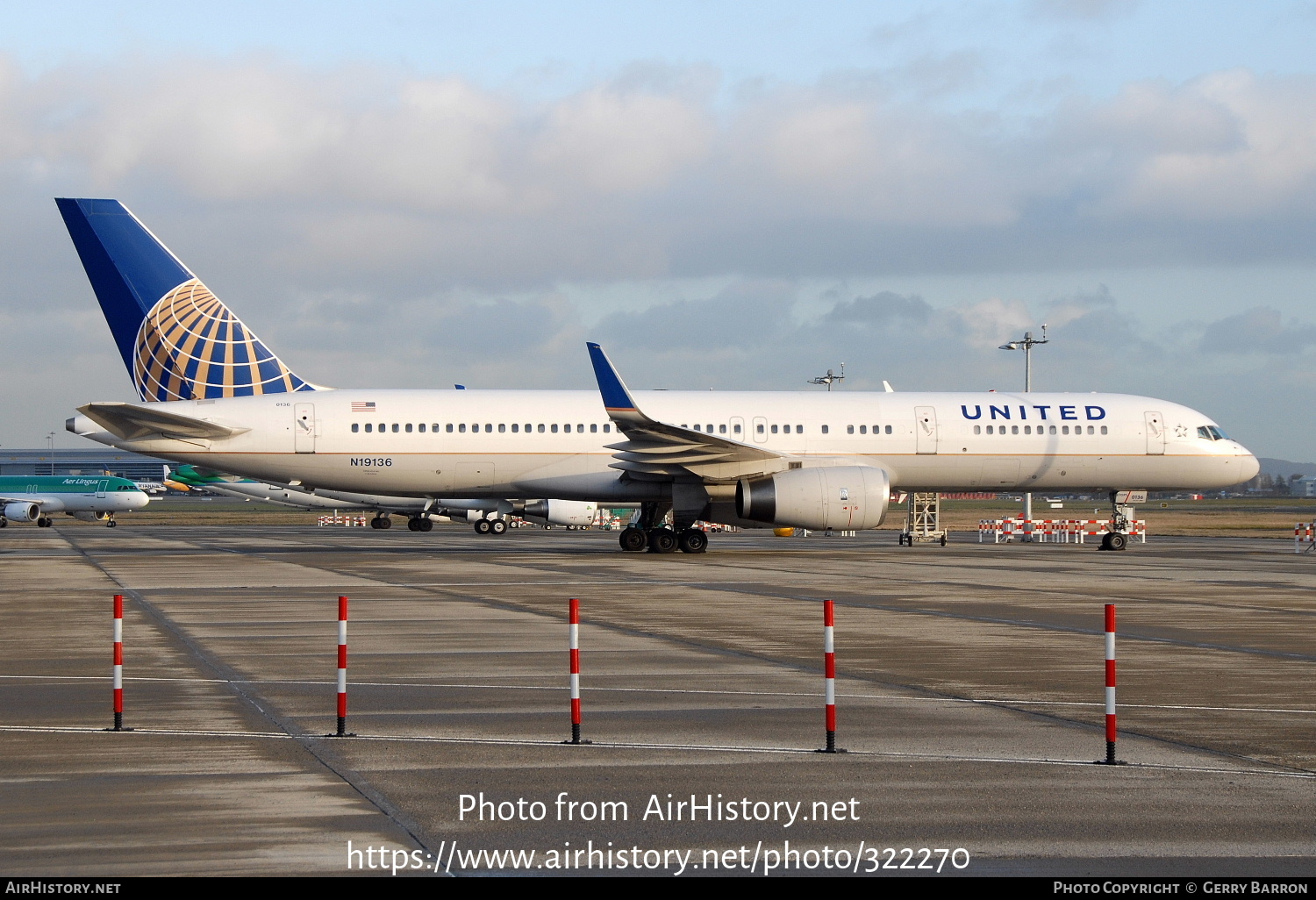 Aircraft Photo of N19136 | Boeing 757-224 | United Airlines | AirHistory.net #322270