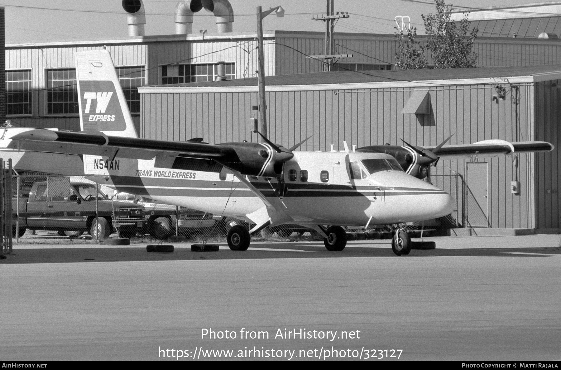 Aircraft Photo of N54AN | De Havilland Canada DHC-6-200 Twin Otter | TW Express - Trans World Express | AirHistory.net #323127