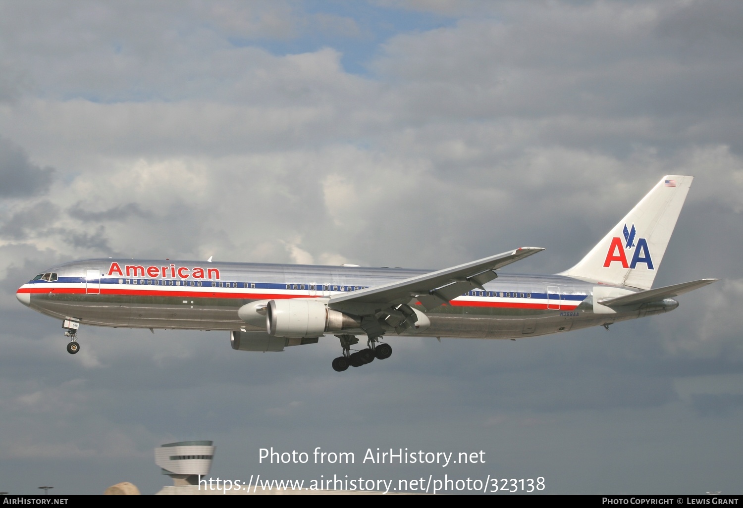 Aircraft Photo of N388AA | Boeing 767-323/ER | American Airlines | AirHistory.net #323138