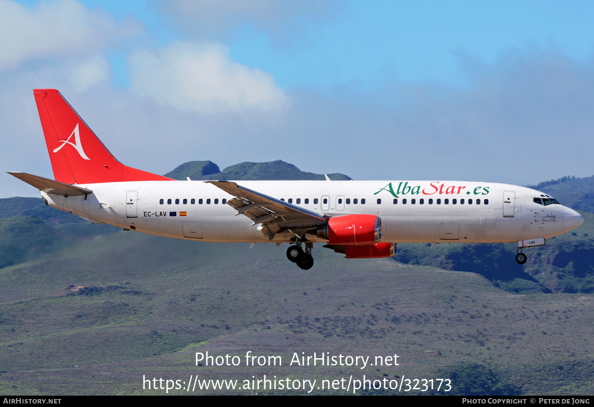 Aircraft Photo of EC-LAV | Boeing 737-408 | AlbaStar | AirHistory.net #323173