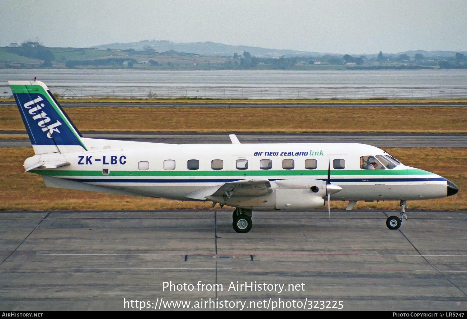 Aircraft Photo of ZK-LBC | Embraer EMB-110P1 Bandeirante | Air New Zealand Link | AirHistory.net #323225