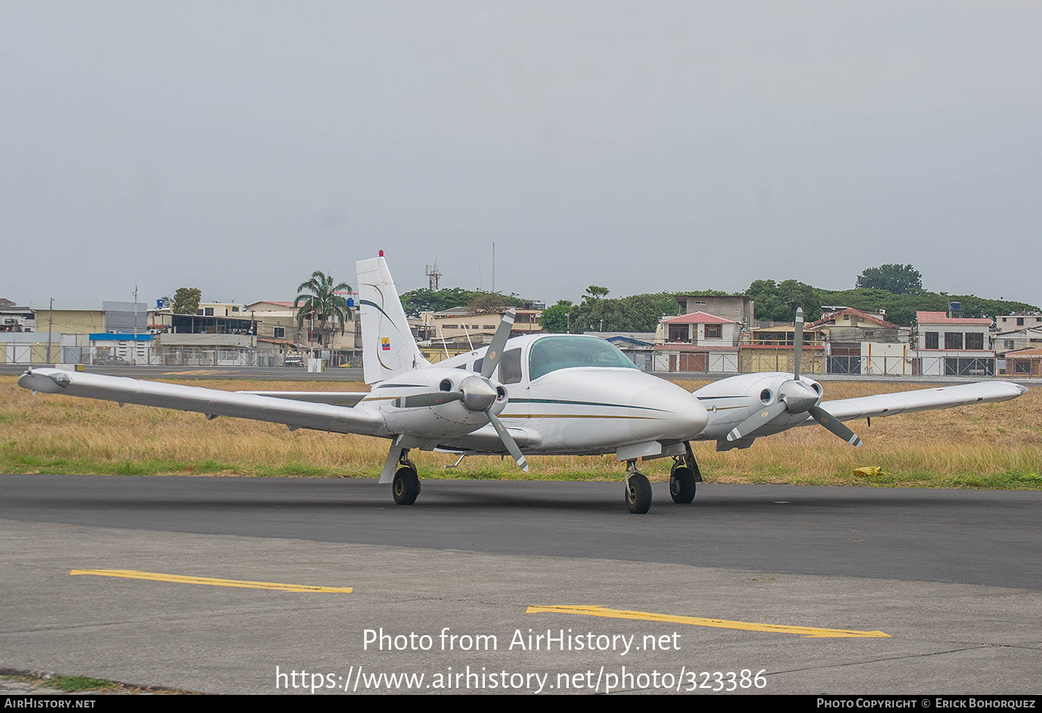 Aircraft Photo of HC-BLS | Piper PA-34-220T Seneca III | AirHistory.net #323386