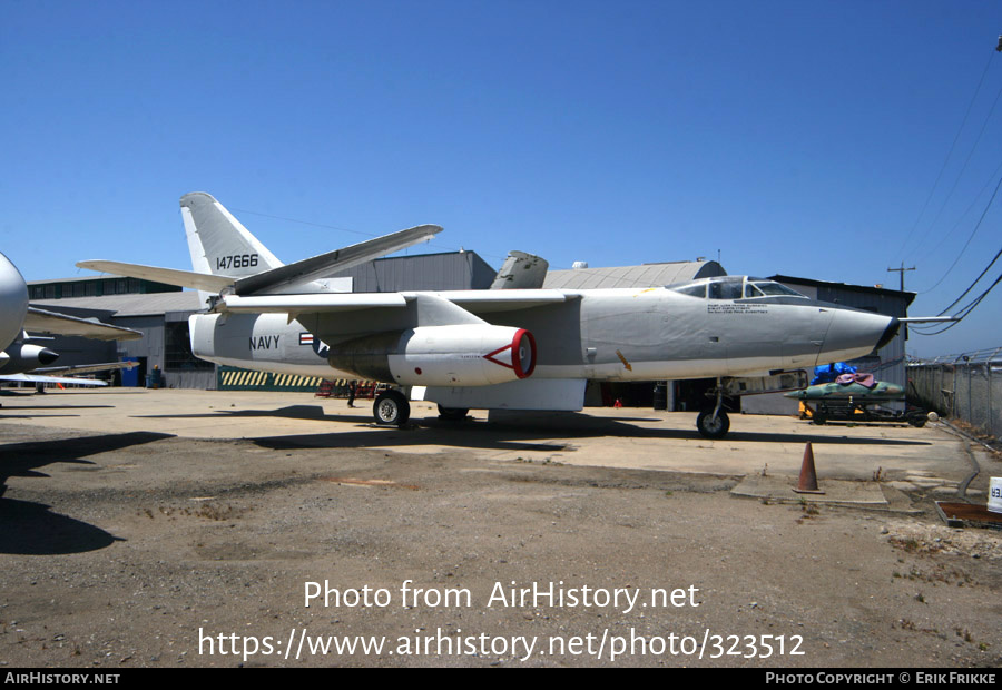 Aircraft Photo of 147666 | Douglas KA-3B Skywarrior | USA - Navy | AirHistory.net #323512