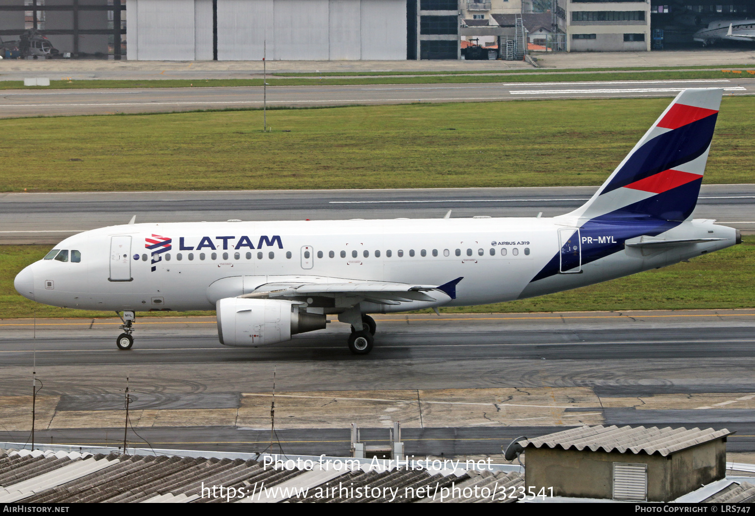 Aircraft Photo of PR-MYL | Airbus A319-112 | LATAM Airlines | AirHistory.net #323541