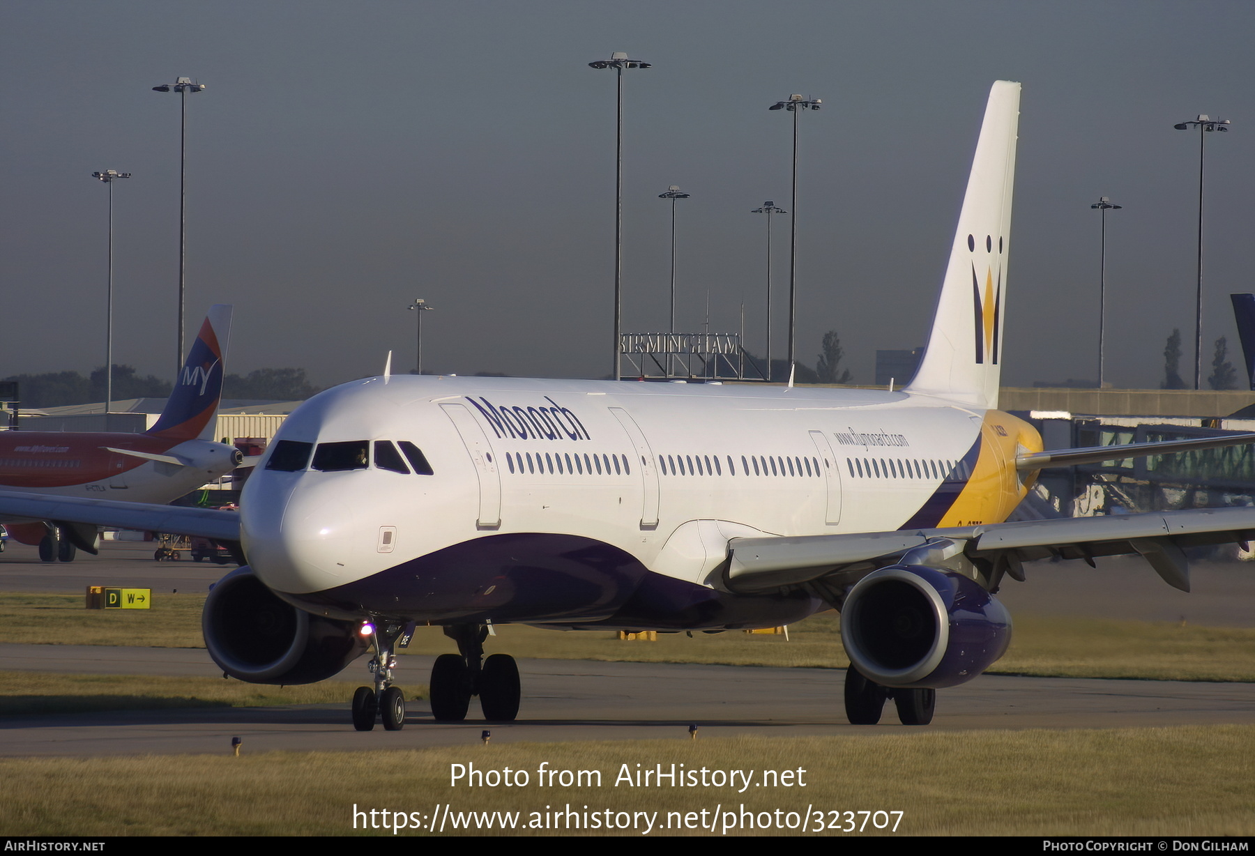 Aircraft Photo of G-OZBE | Airbus A321-231 | Monarch Airlines | AirHistory.net #323707