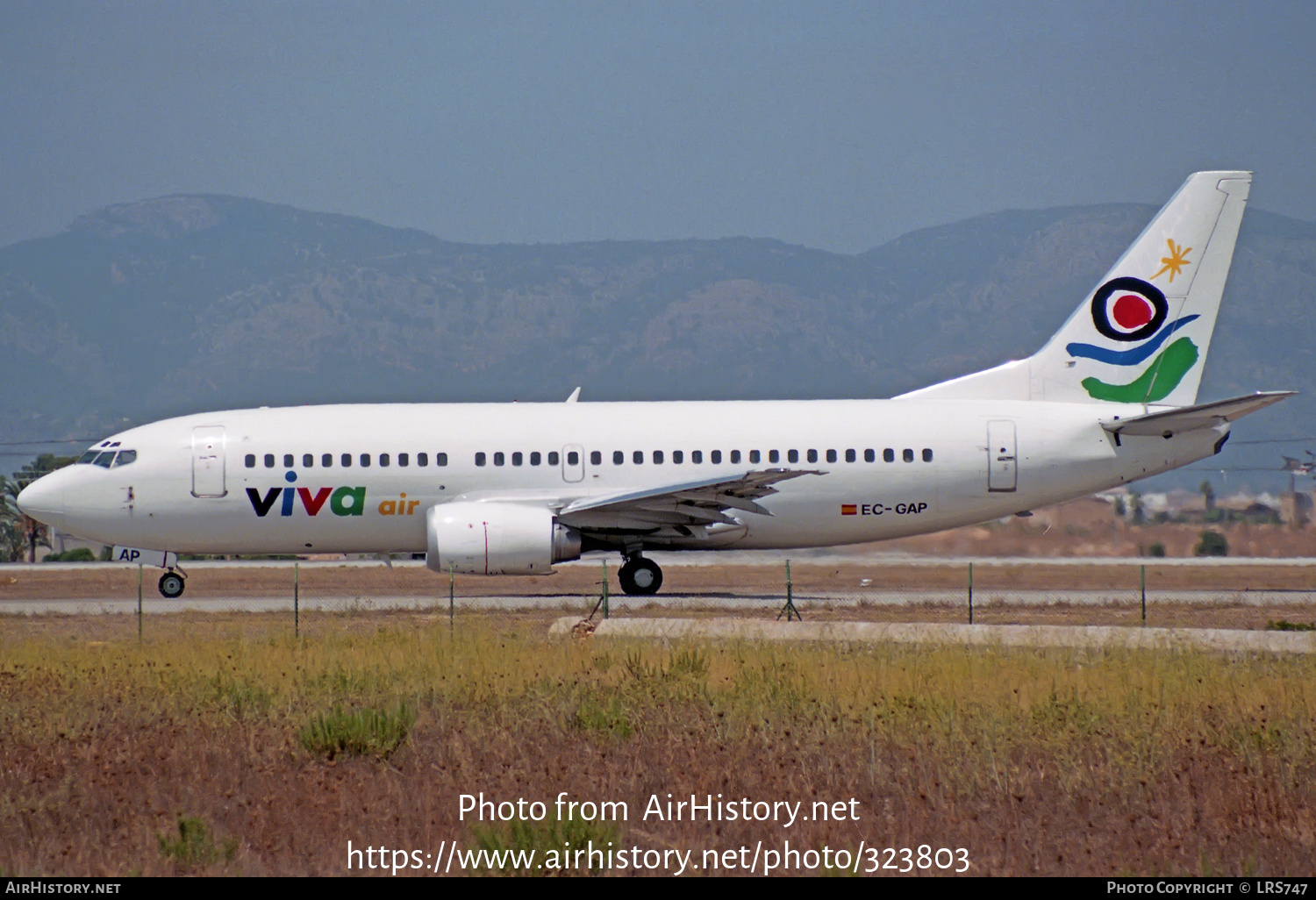 Aircraft Photo of EC-GAP | Boeing 737-36E | Viva Air | AirHistory.net #323803