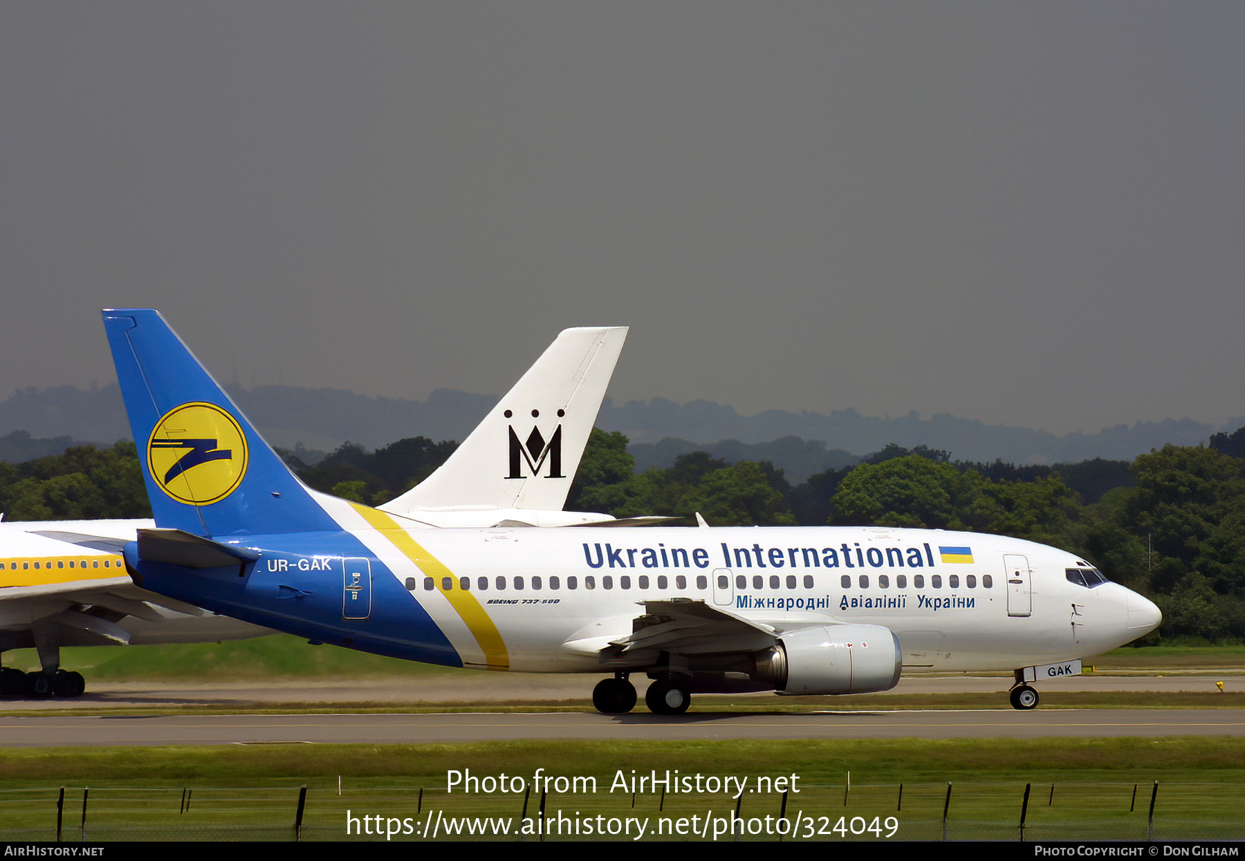 Aircraft Photo of UR-GAK | Boeing 737-5Y0 | Ukraine International Airlines | AirHistory.net #324049