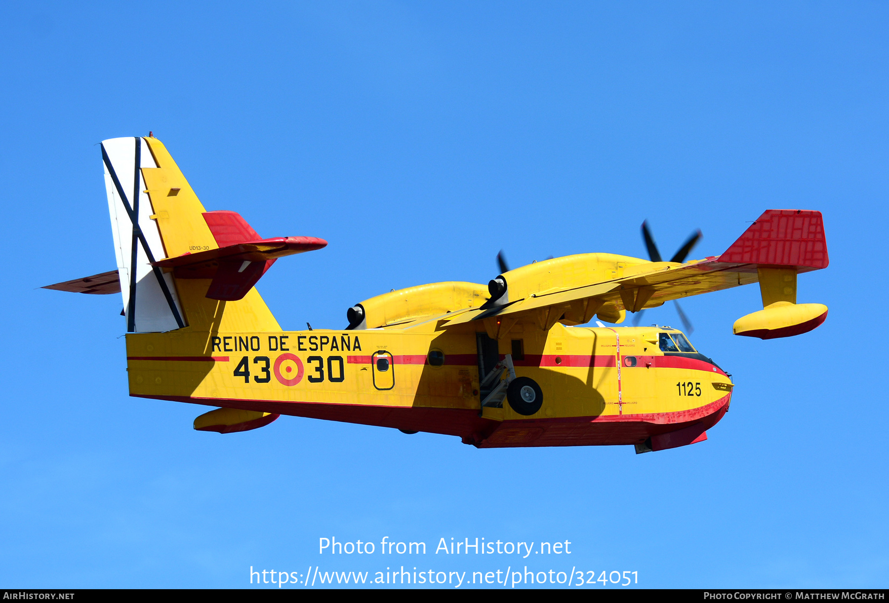 Aircraft Photo of UD.13-30 | Canadair CL-215T (CL-215-6B11) | Spain - Air Force | AirHistory.net #324051