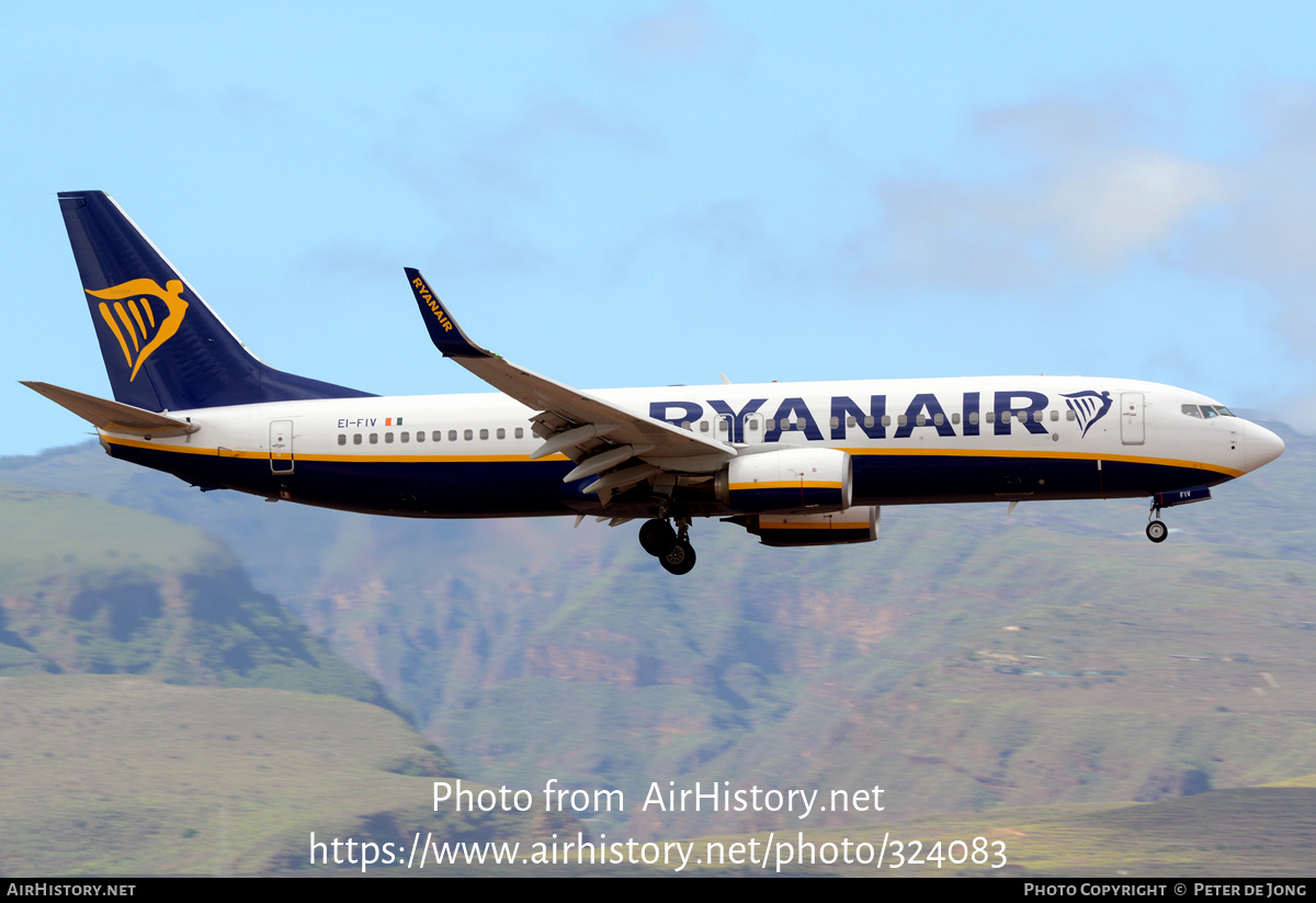 Aircraft Photo of EI-FIV | Boeing 737-8AS | Ryanair | AirHistory.net #324083