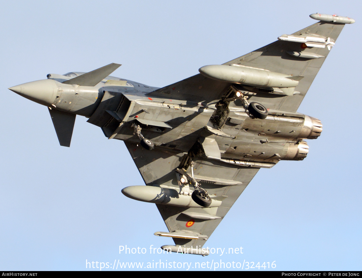 Aircraft Photo of CE.16-03 | Eurofighter EF-2000 Typhoon T | Spain - Air Force | AirHistory.net #324416