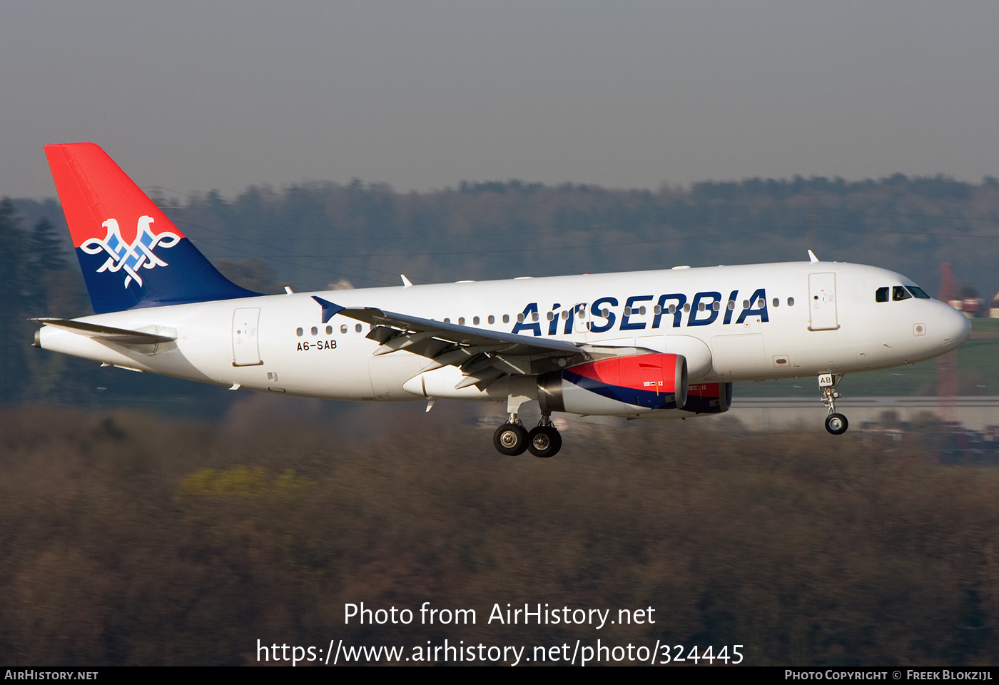 Aircraft Photo of A6-SAB | Airbus A319-132 | Air Serbia | AirHistory.net #324445